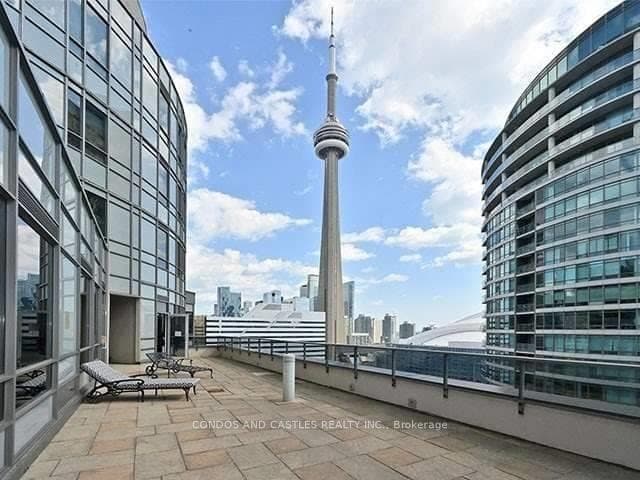 20 Blue Jays Way Unit 719 photo 1