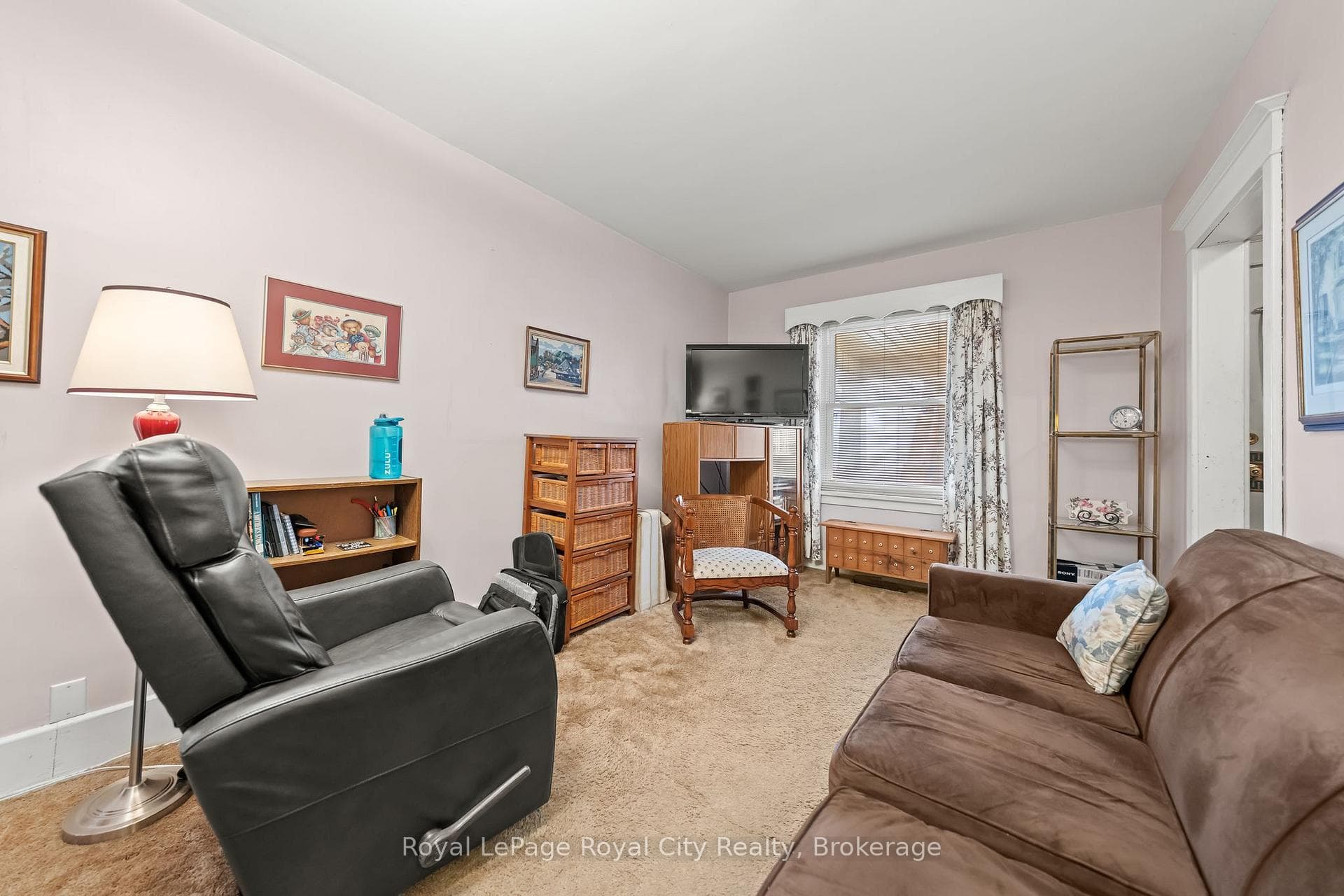 9 Stull Avenue photo 8