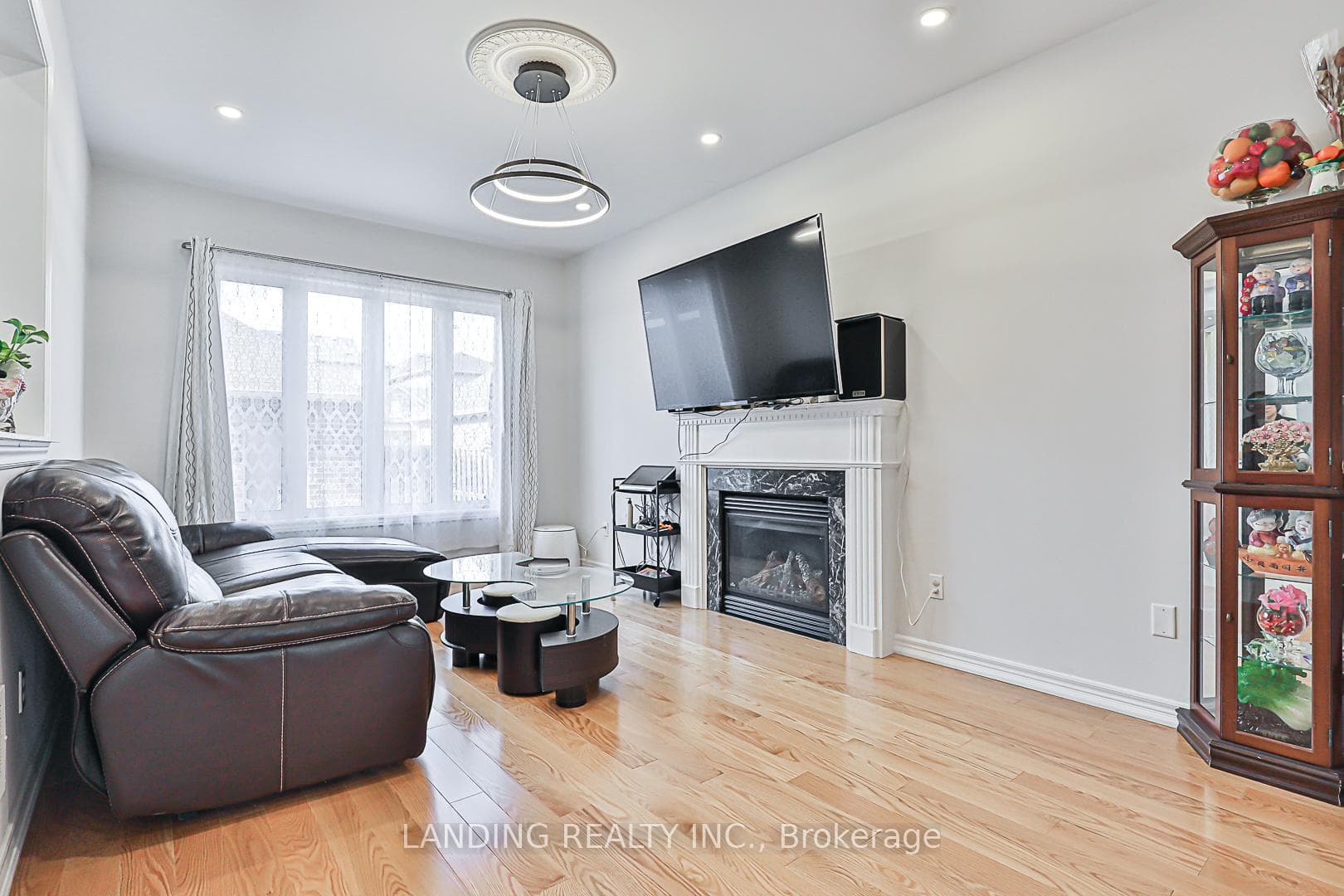 36 Richard Daley Drive photo 5