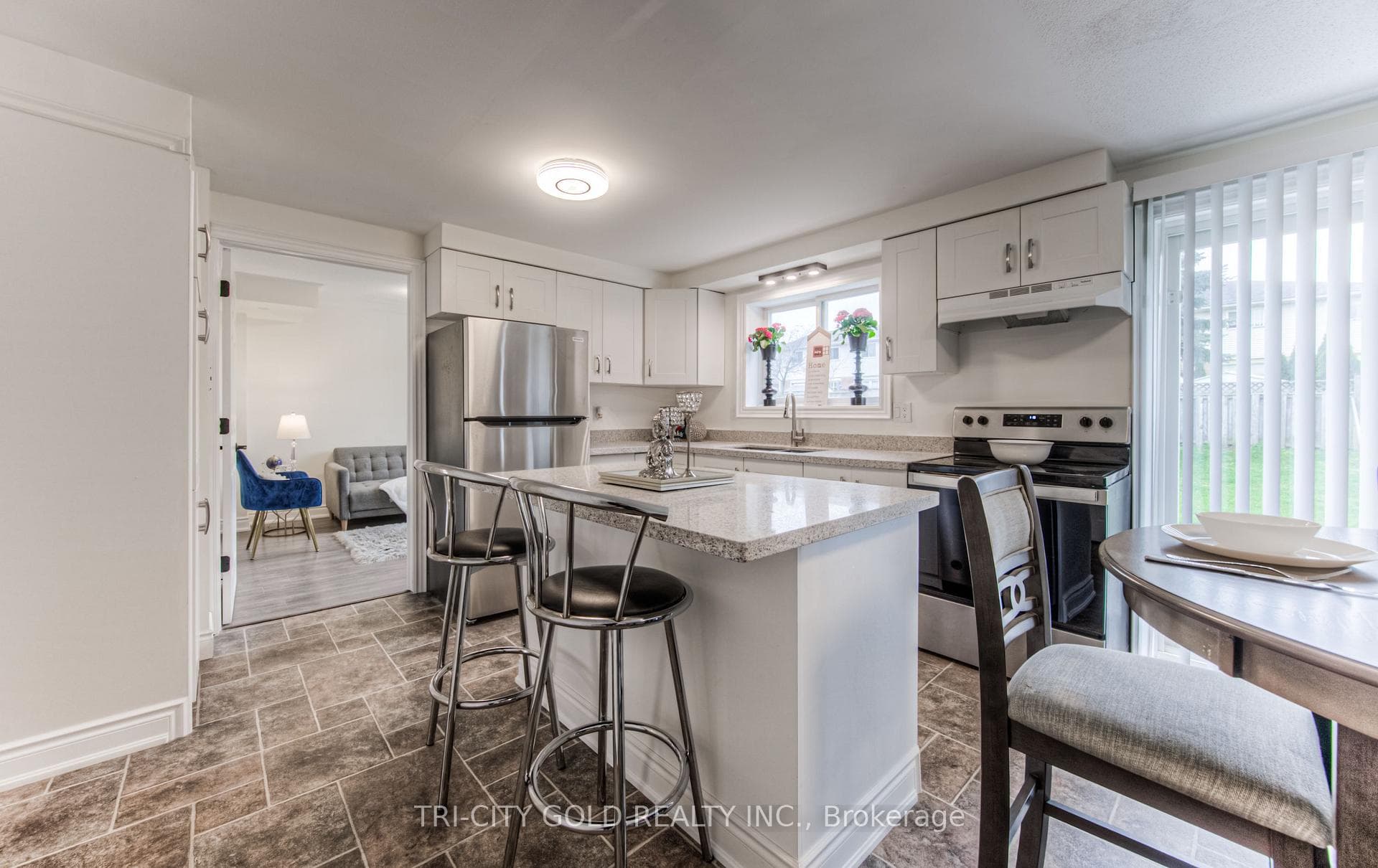 466 Cooper Street photo 10