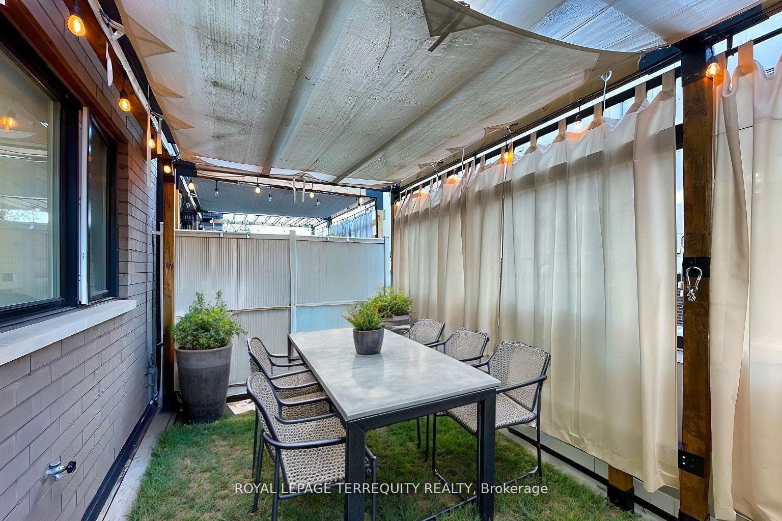 22 Caroline Carpenter Grove photo 10