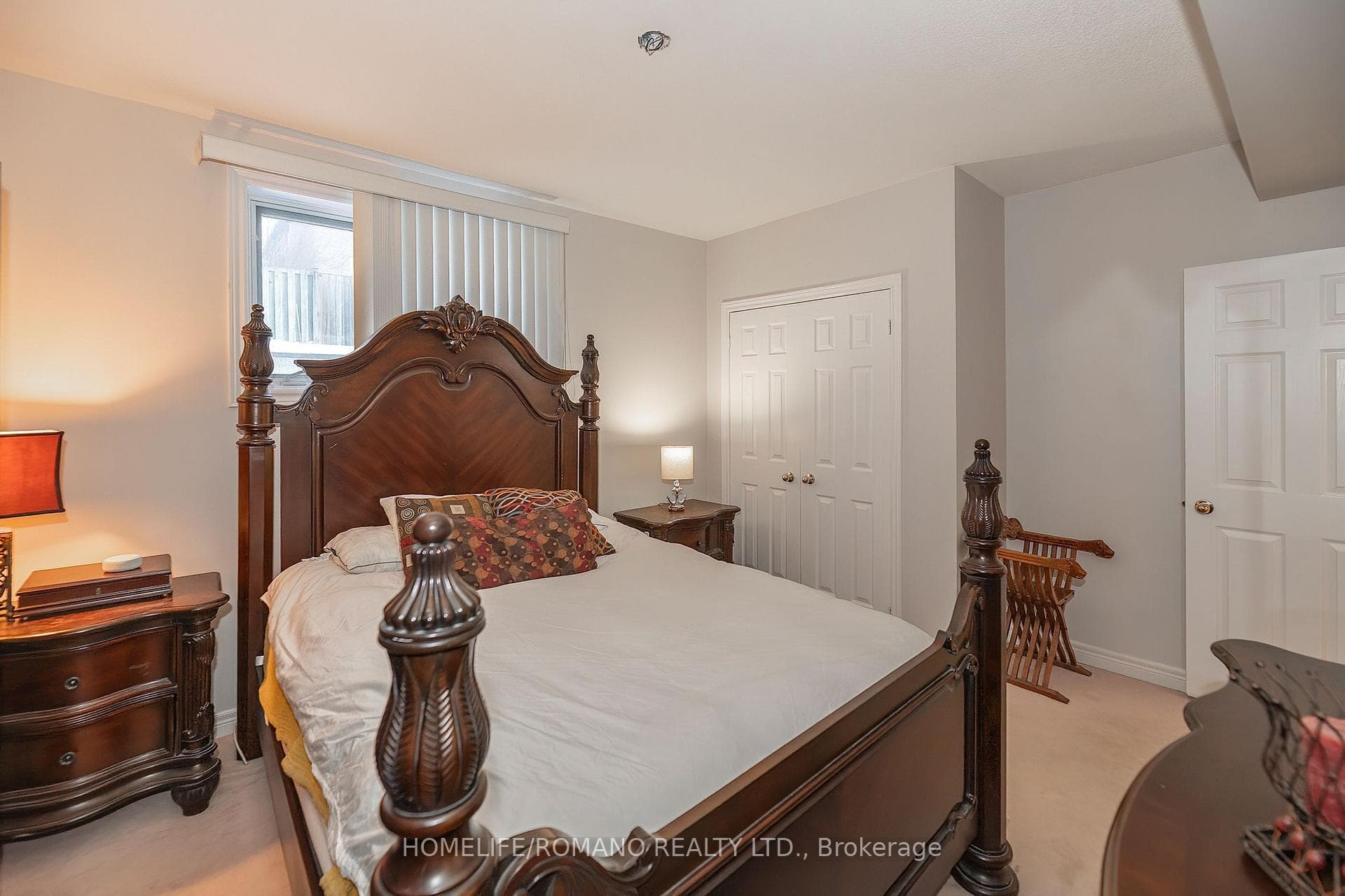 25 Bedell Crescent photo 32