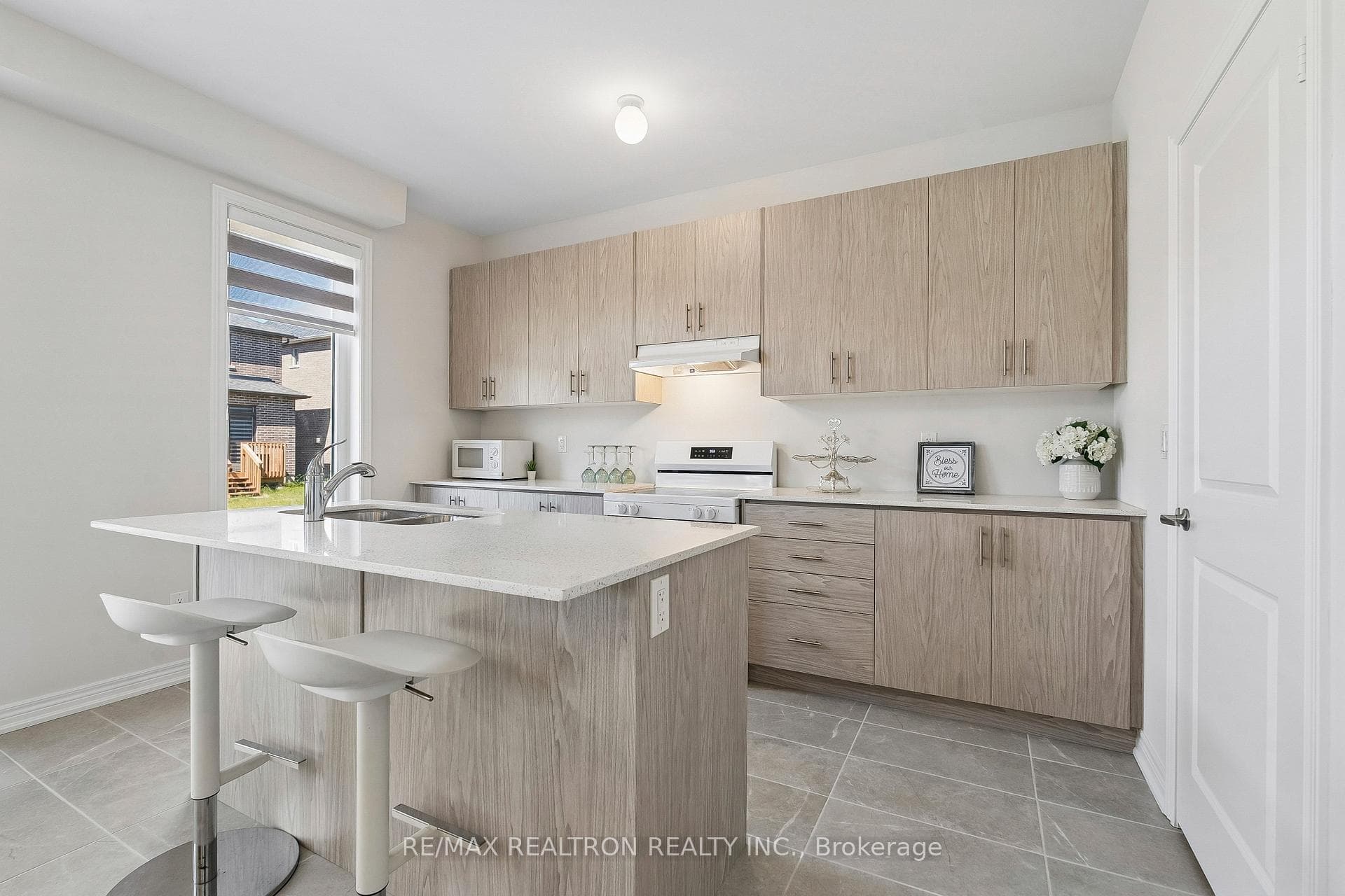 14 Sam Battaglia Cres Crescent photo 14