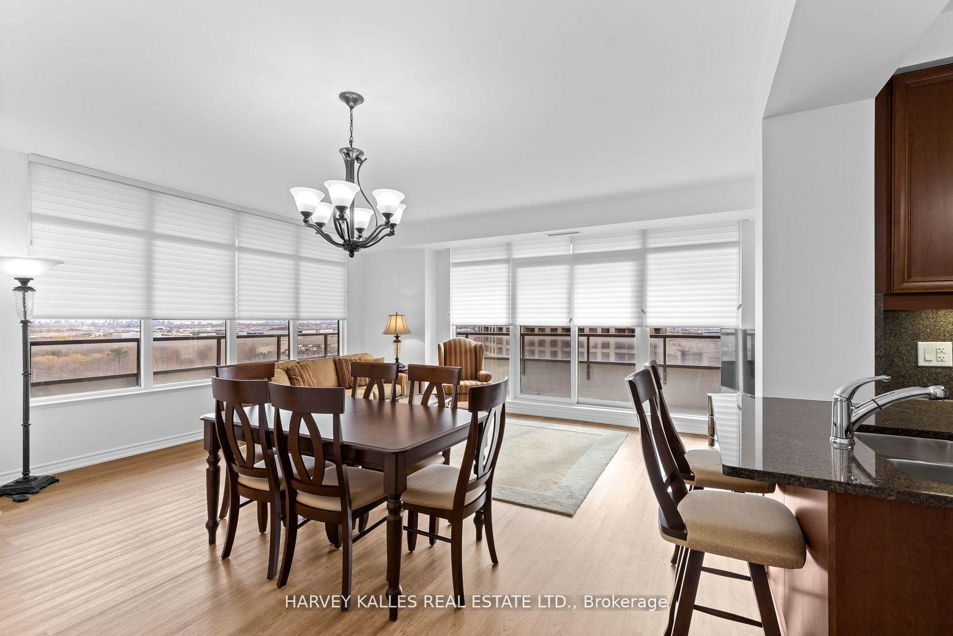 9235 Jane Street Unit 1206 photo 8