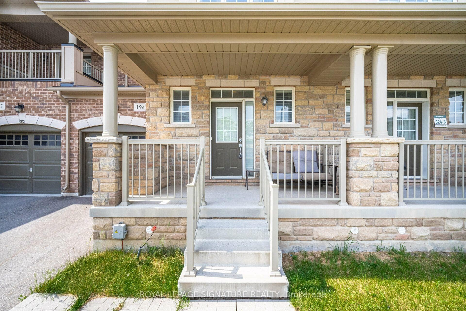 159 Bronson Terrace photo 5