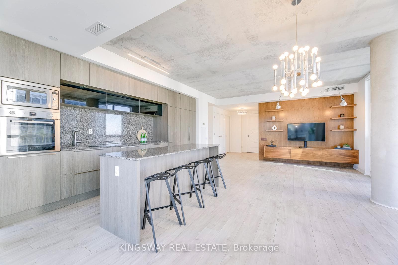 88 Blue Jays Way Unit 3802 photo 14