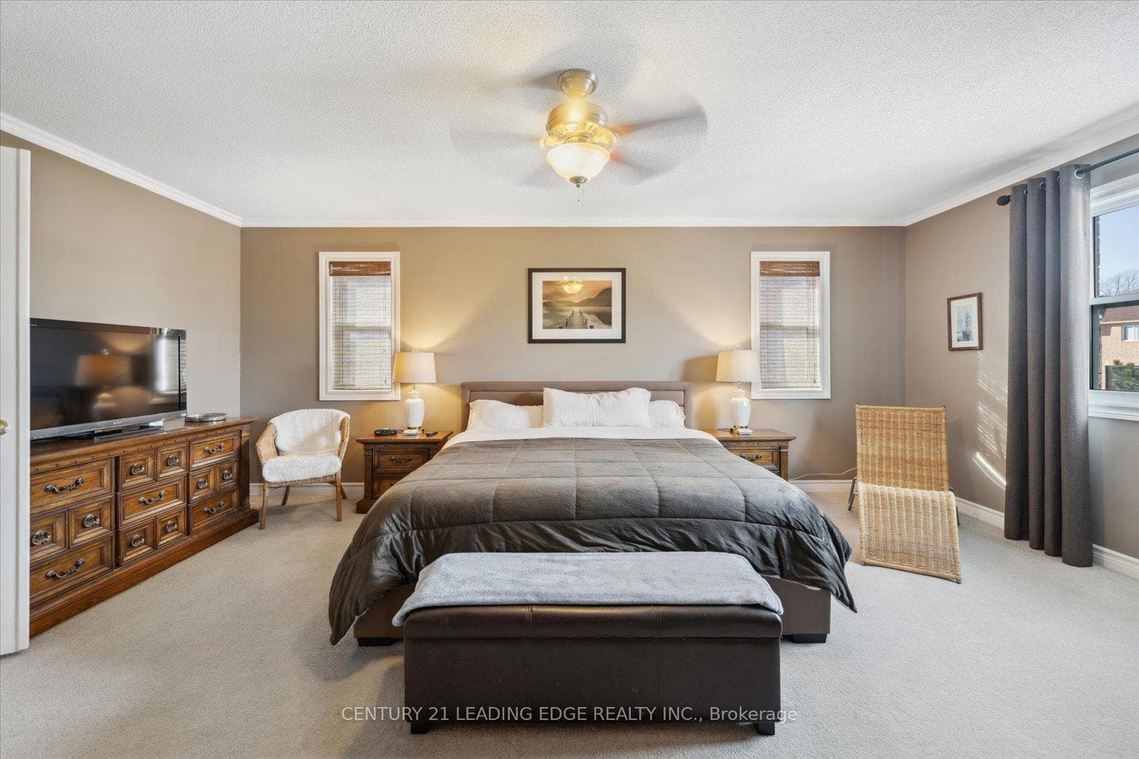 84 Snowy Meadow Avenue photo 22