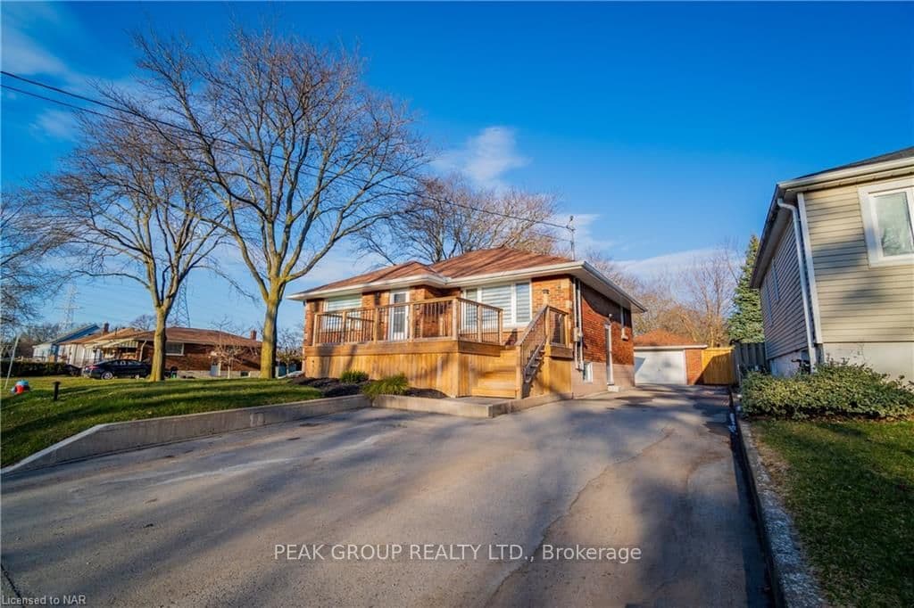 2862 DORCHESTER Road photo 27