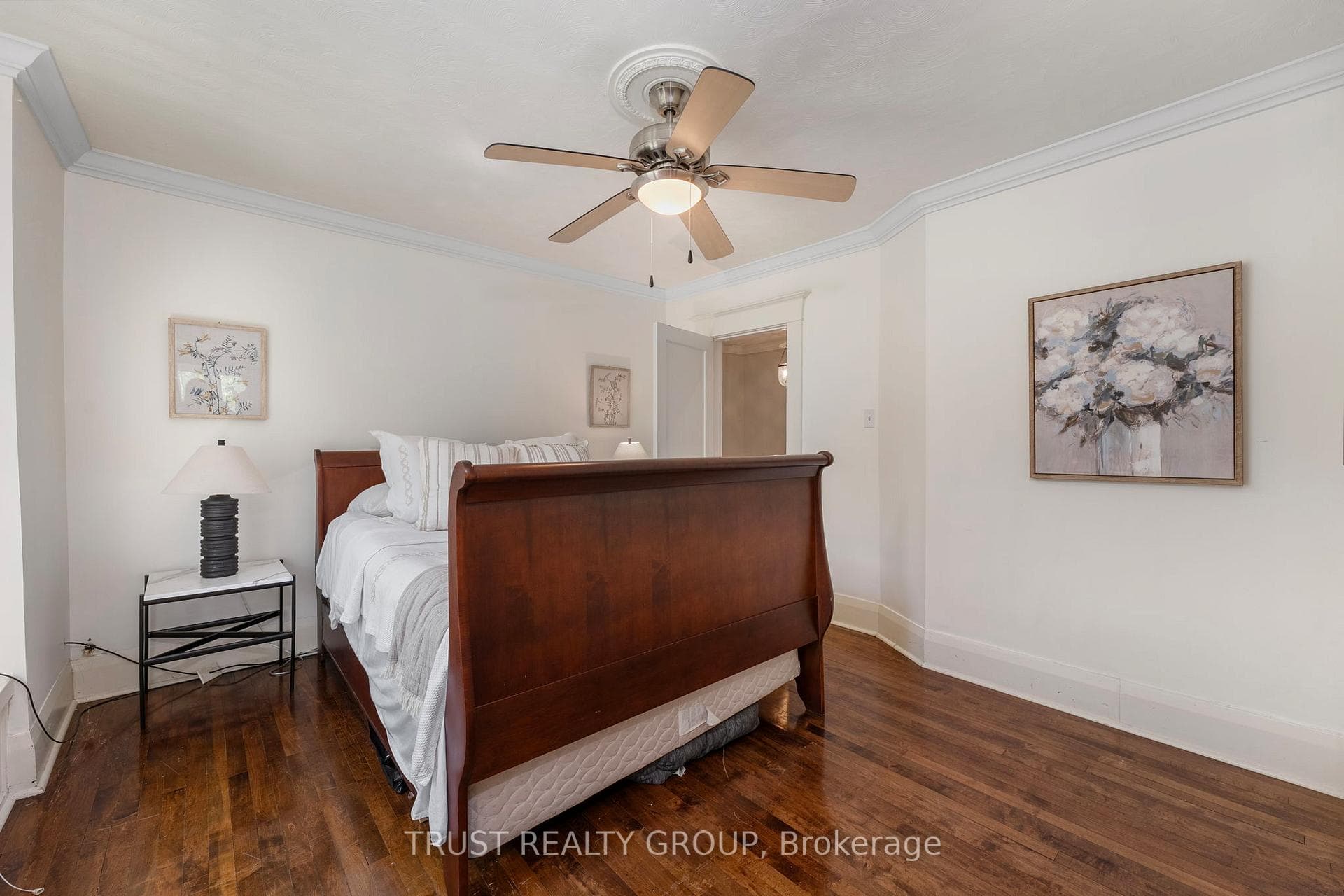 5 Ellerbeck Street photo 29