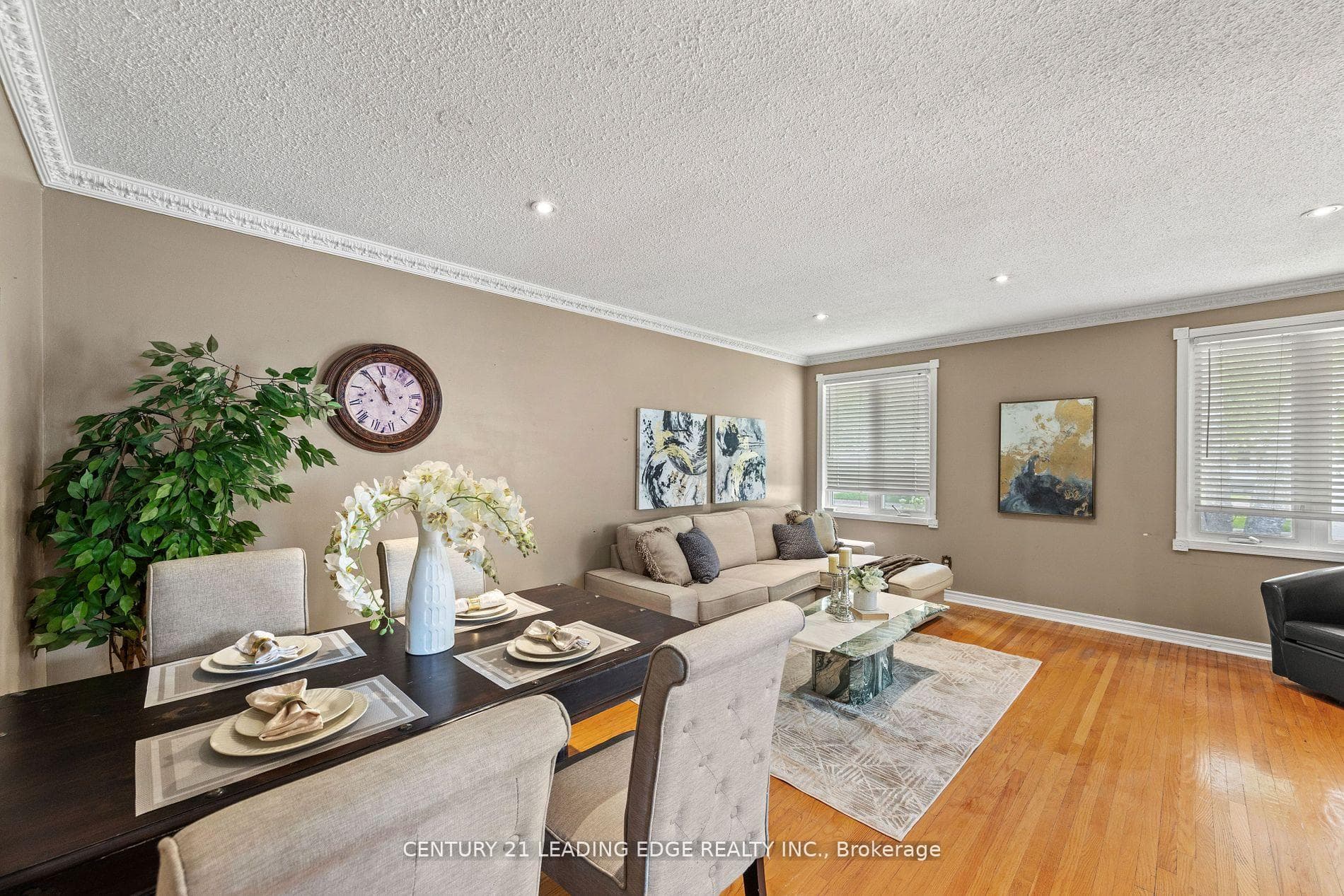 27 HEGGIE Road photo 12