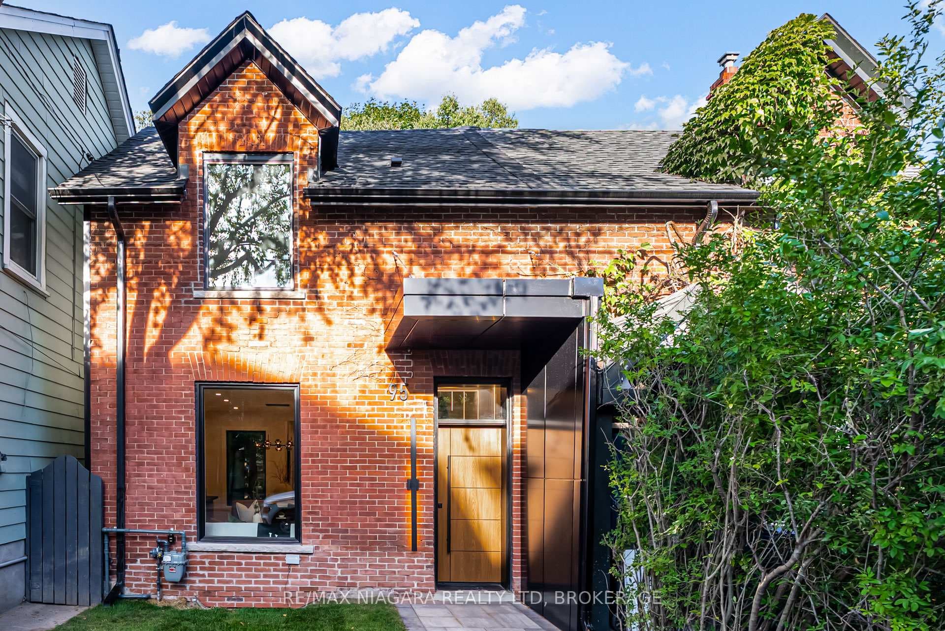 95 Kimberley Avenue photo 2