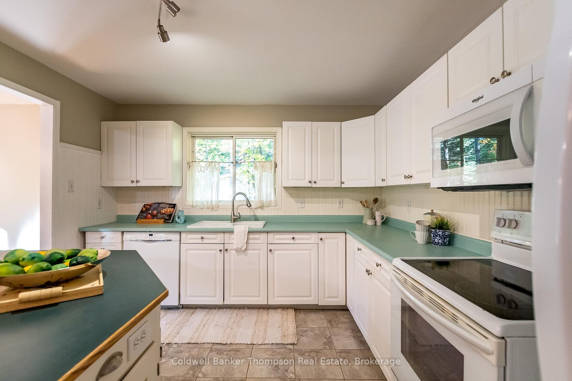 22 Jenner Court photo 15