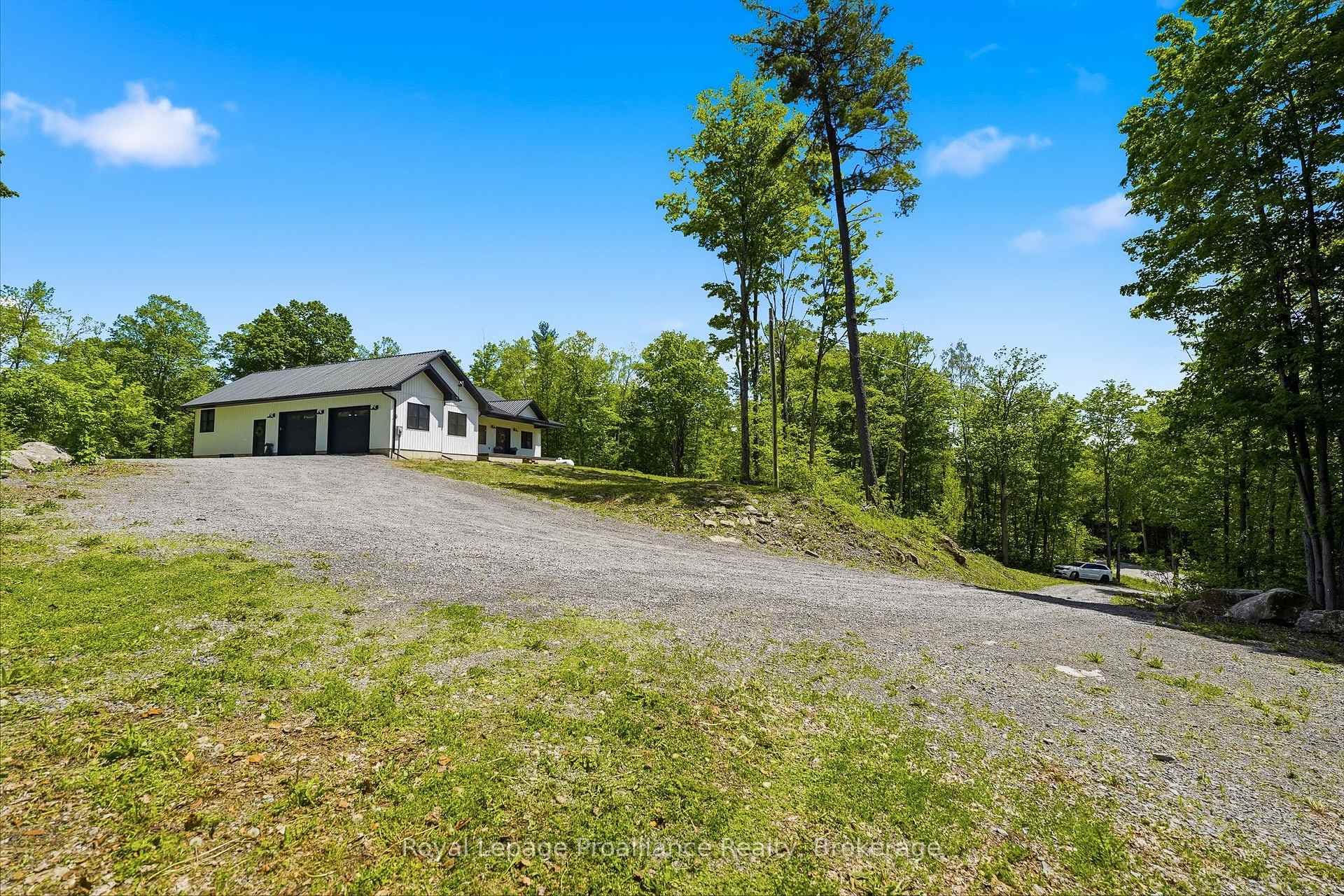 293 Douglas Road photo 50