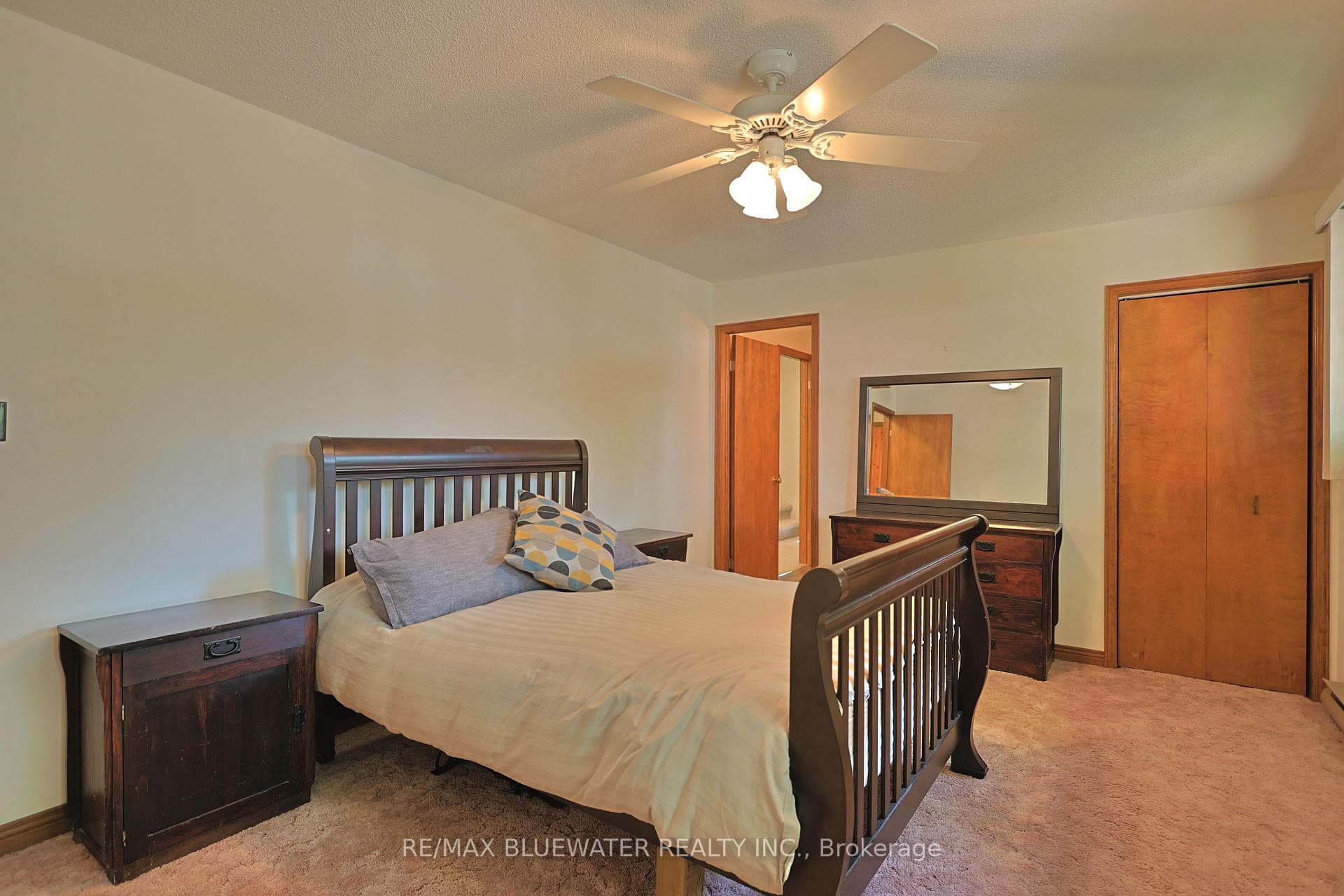 5449 Lake Valley Grove Road photo 29