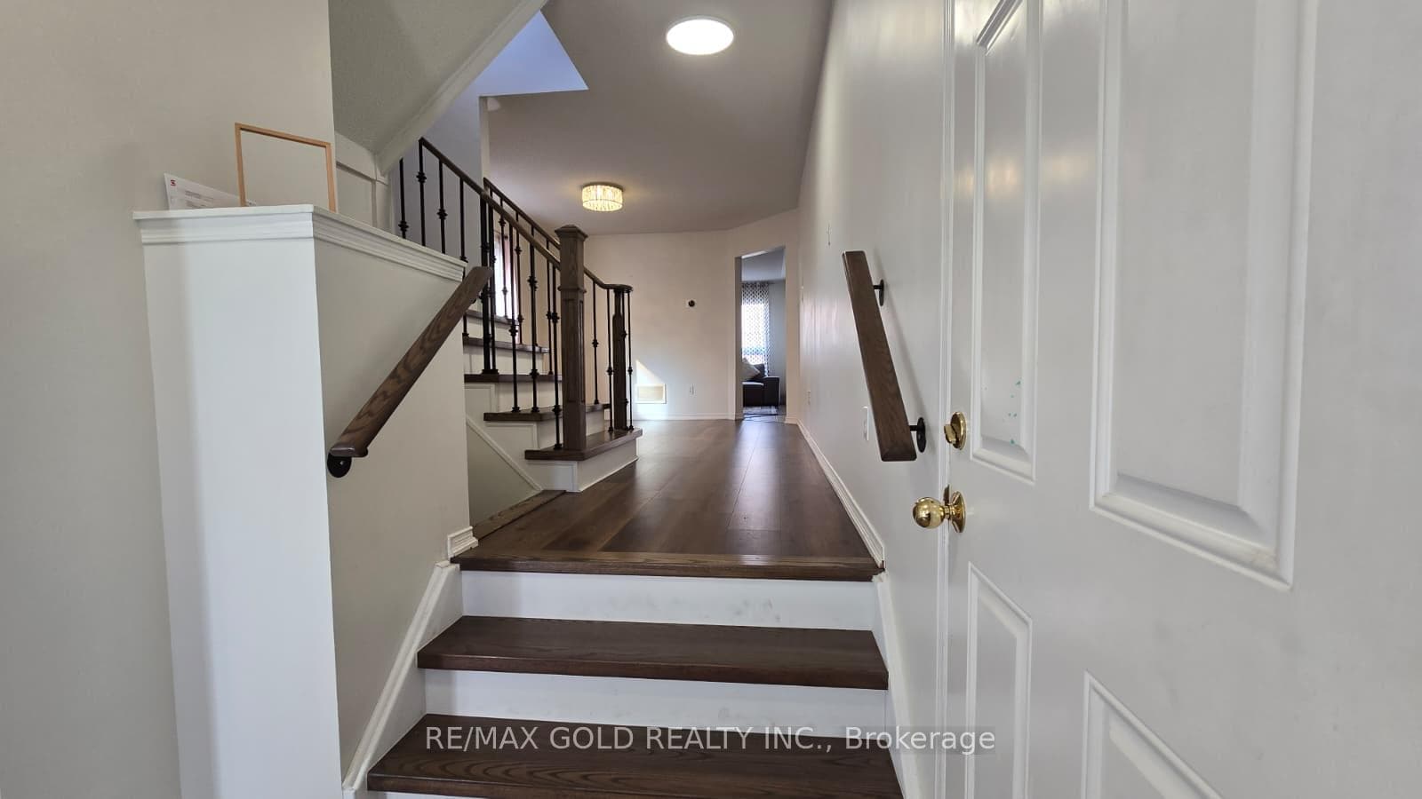 50 Hollingsworth Circle photo 3