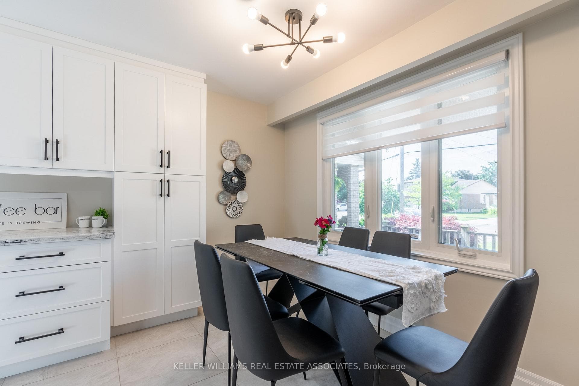 194 Guildwood Drive photo 6