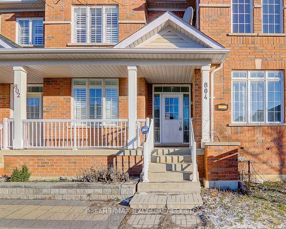 804 Castlemore Avenue photo 3