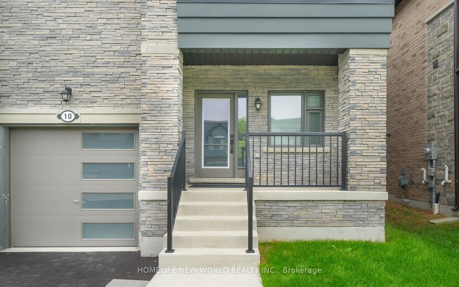 10 Ballinger Way photo 3