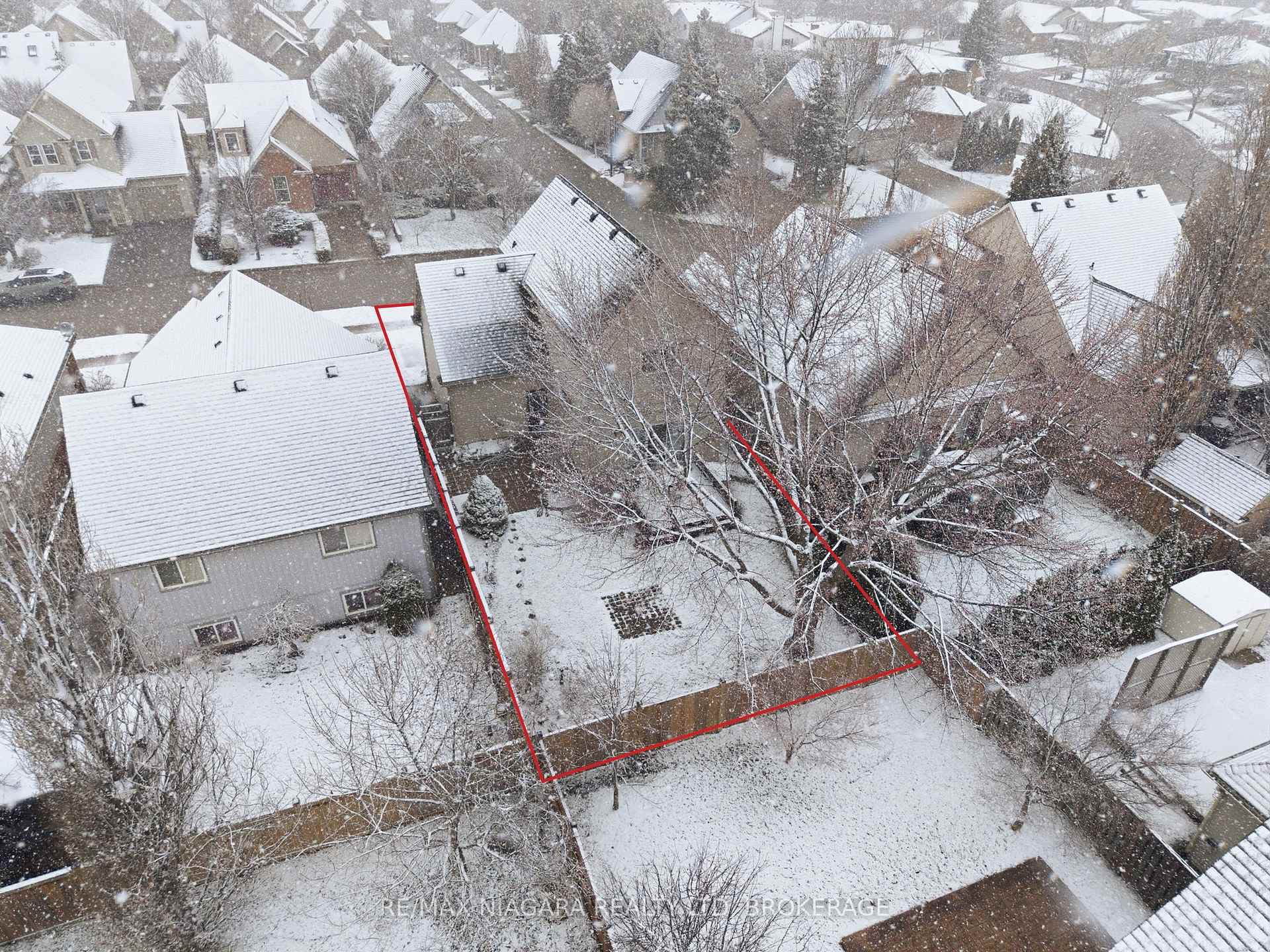 41 Frontier Drive photo 35