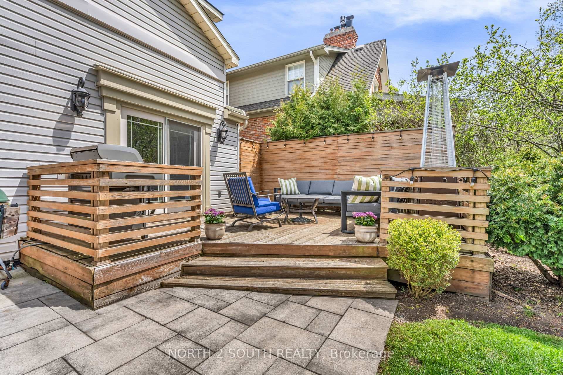 298 Douglas Avenue photo 43