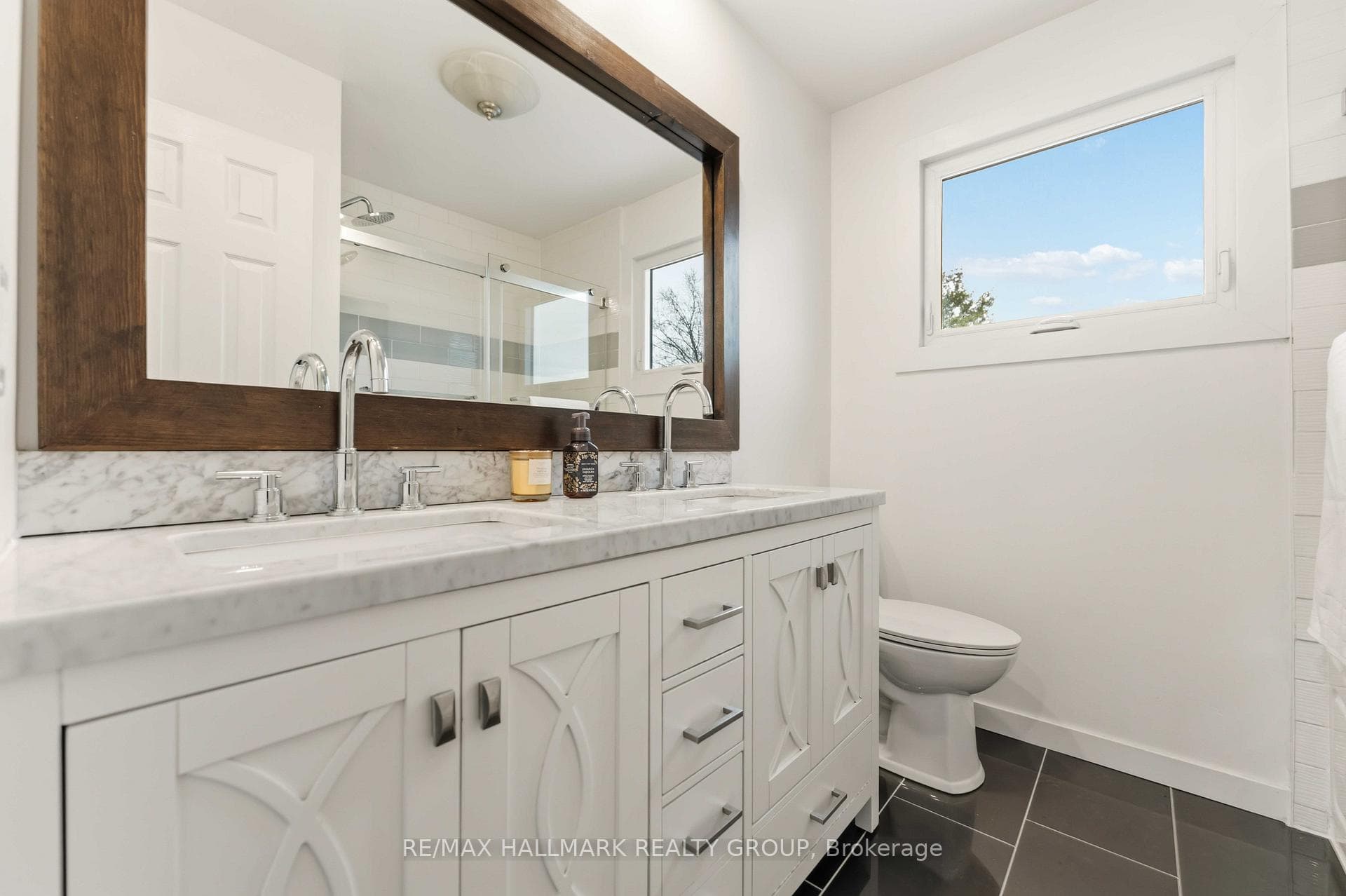 6321 Lumberman Way photo 19