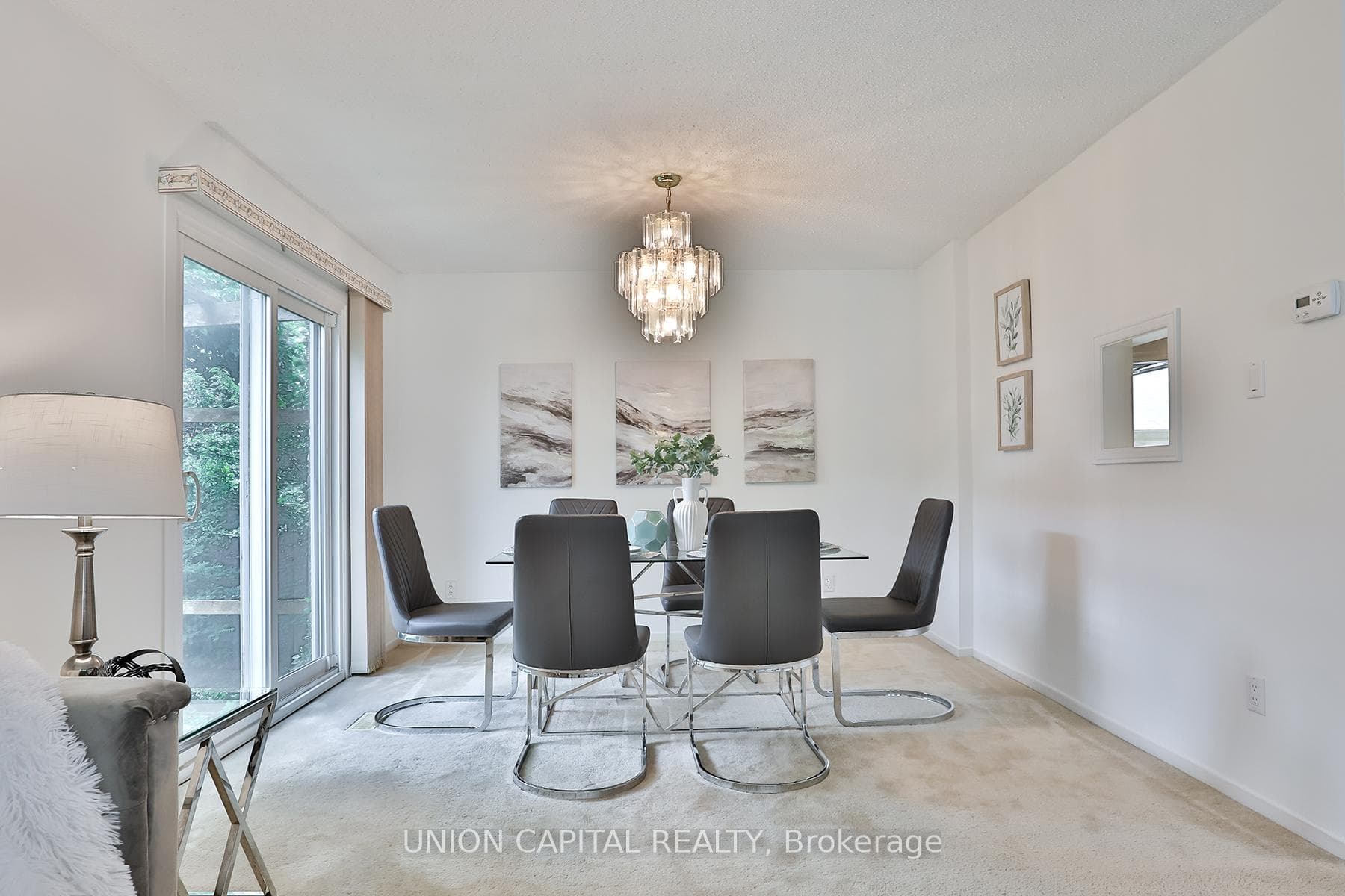 47 Holm Crescent photo 8