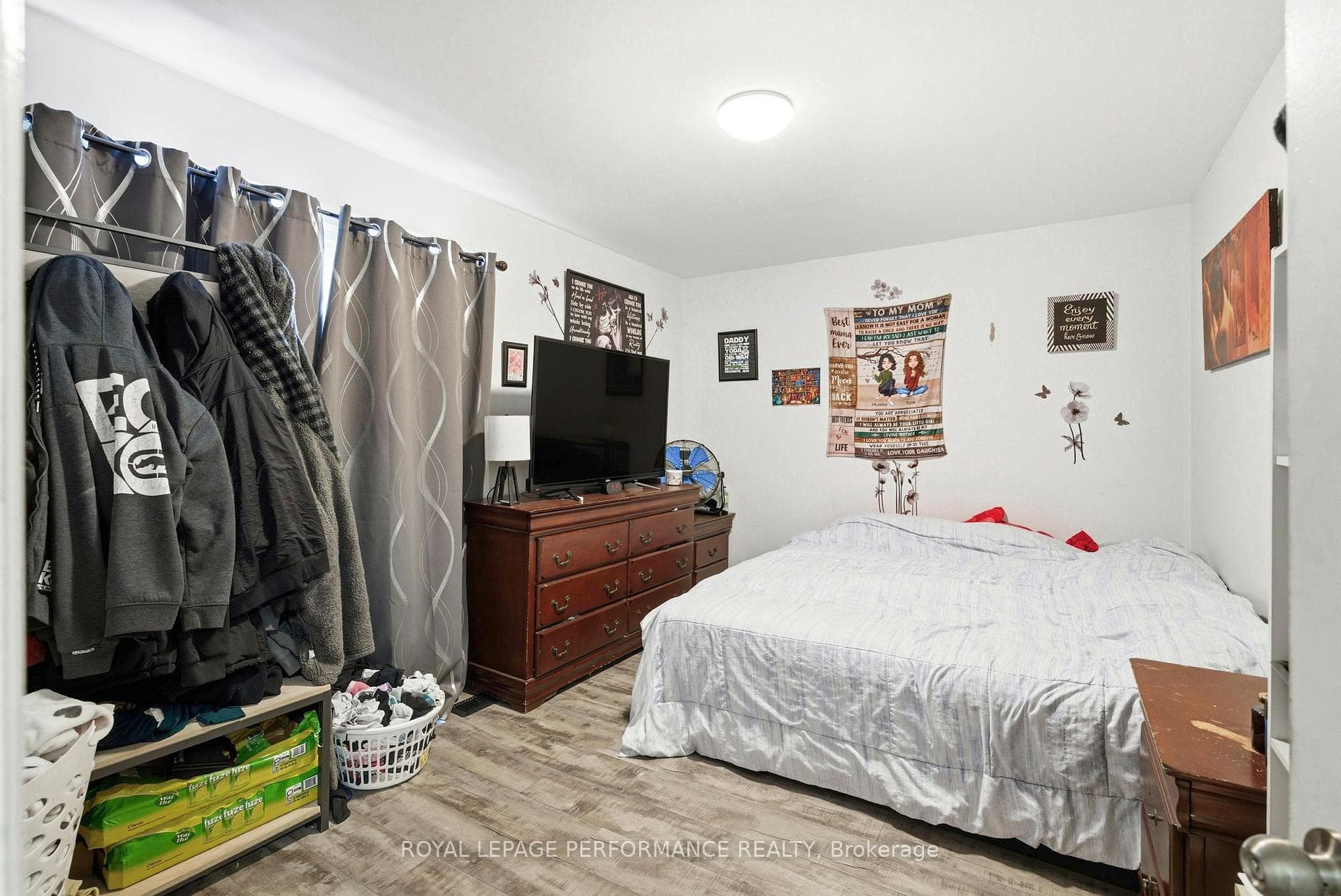 265 Sunnyside Avenue photo 10