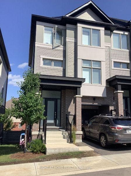 14 Hughes Lane photo 1
