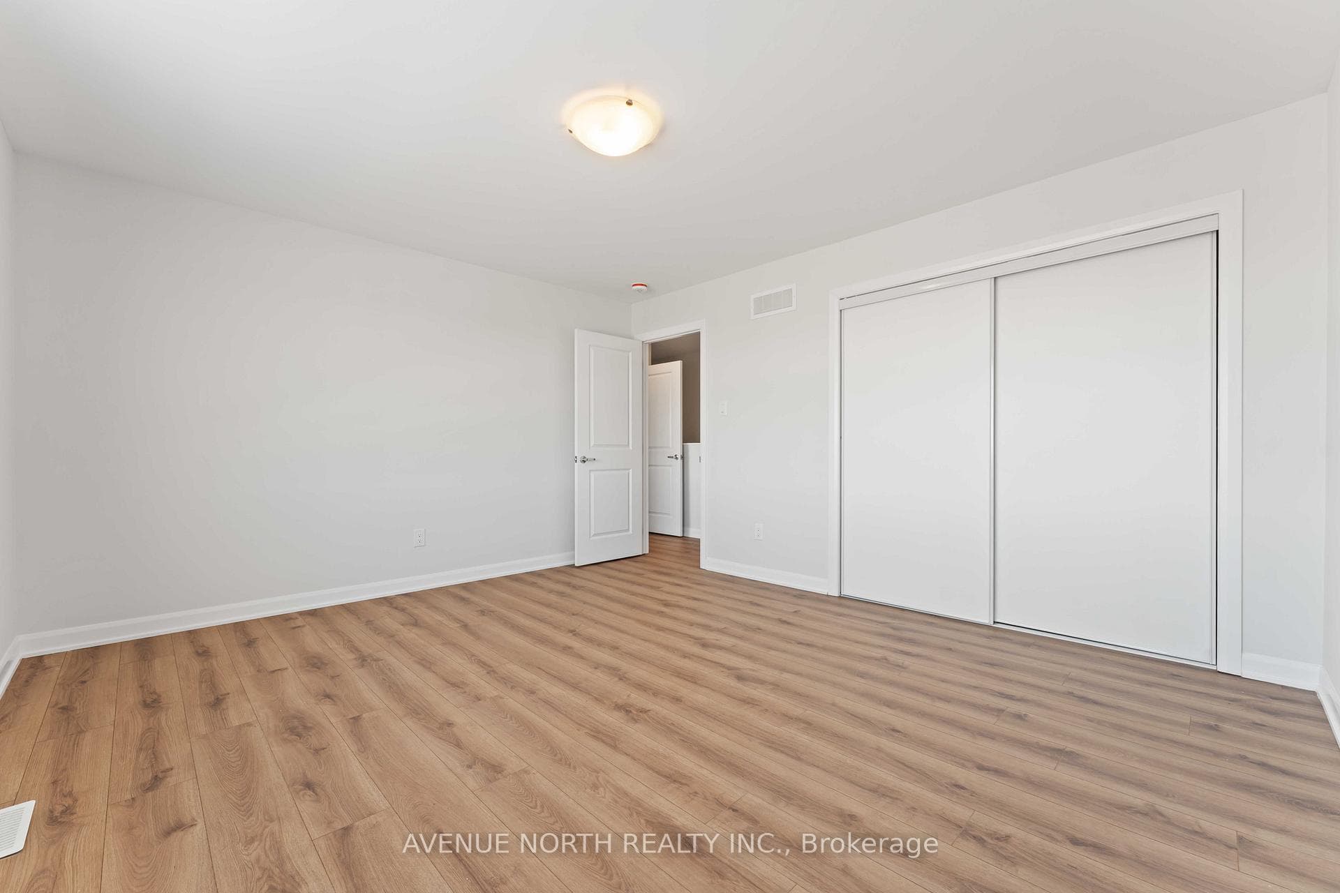 1213 Creekway Private photo 21