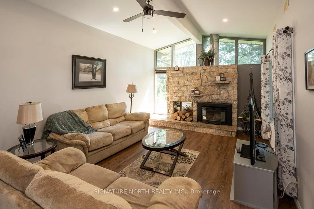 1335 Riverdale Road photo 9
