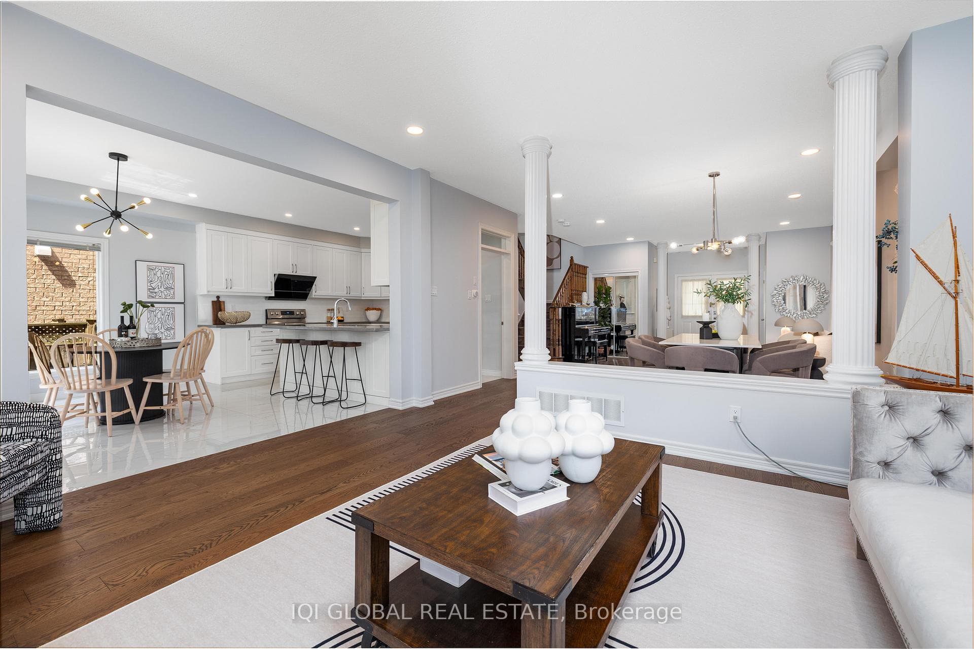27 Valley Ridge Avenue photo 6