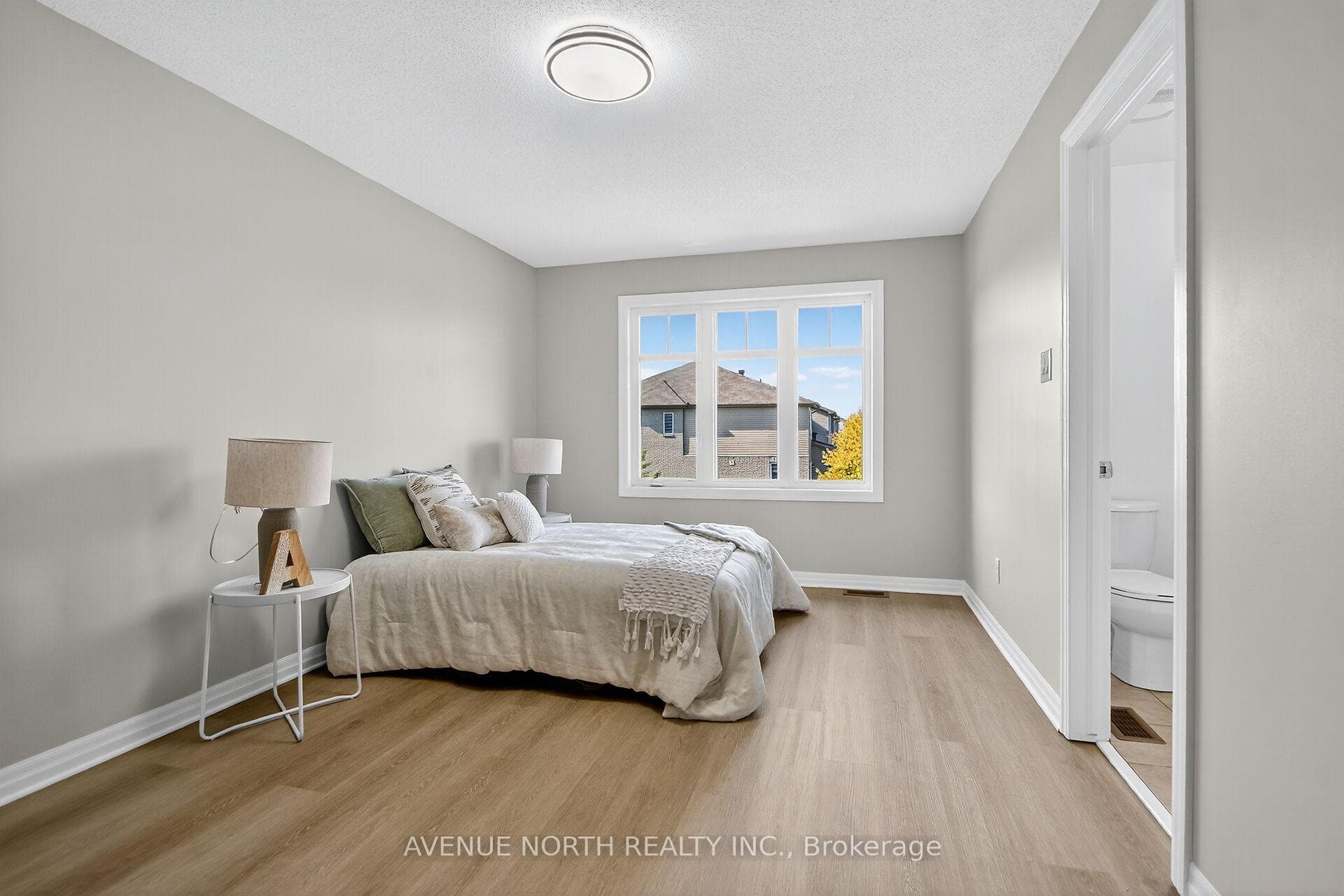 629 Sunburst Street photo 24