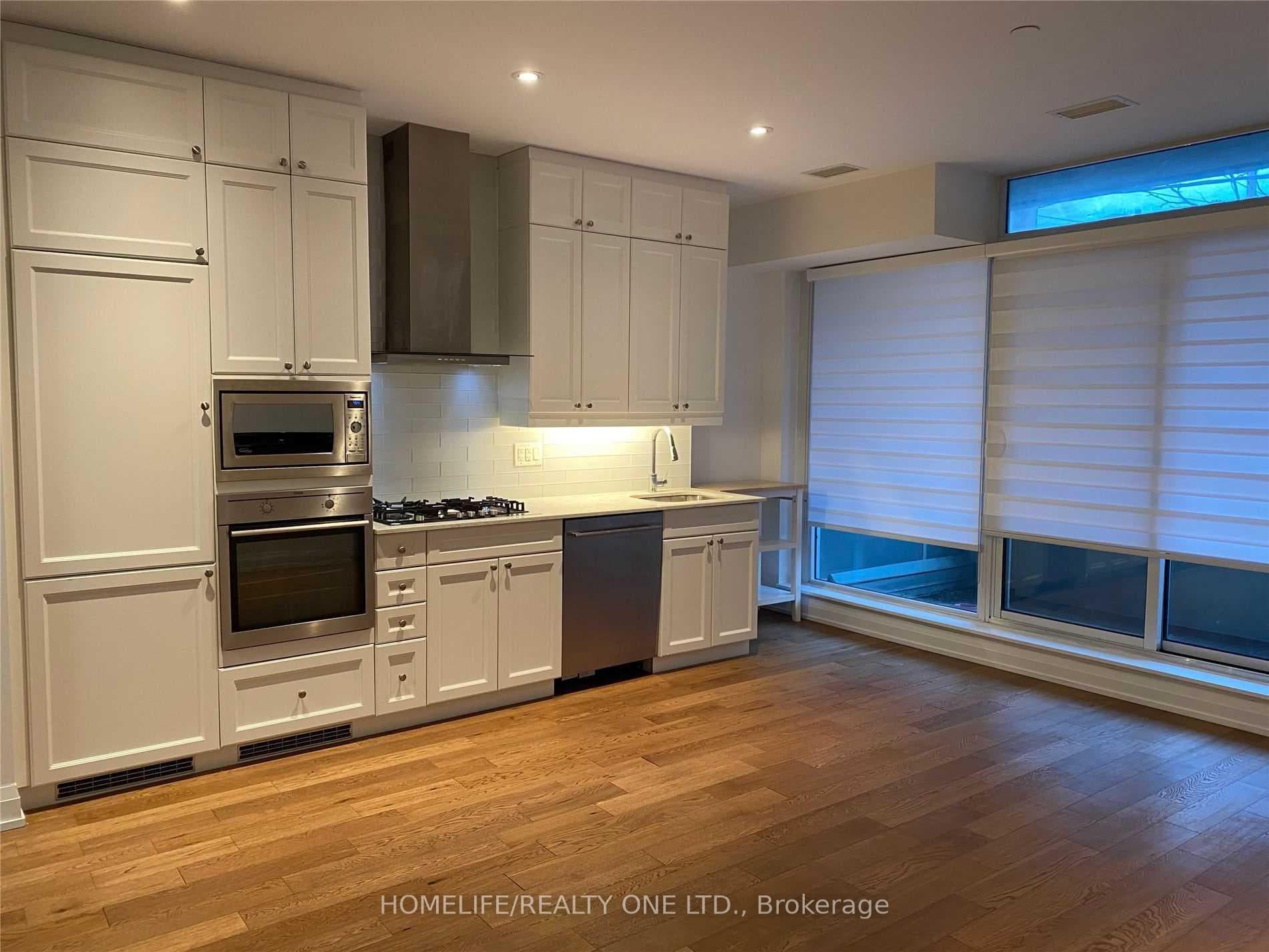 200 Woodbine Avenue Unit 202 photo 4