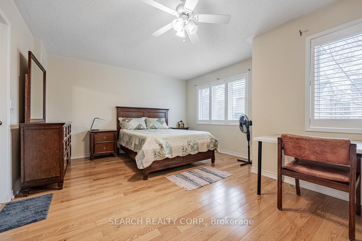 83 Mondeo Drive Unit 237 photo 22