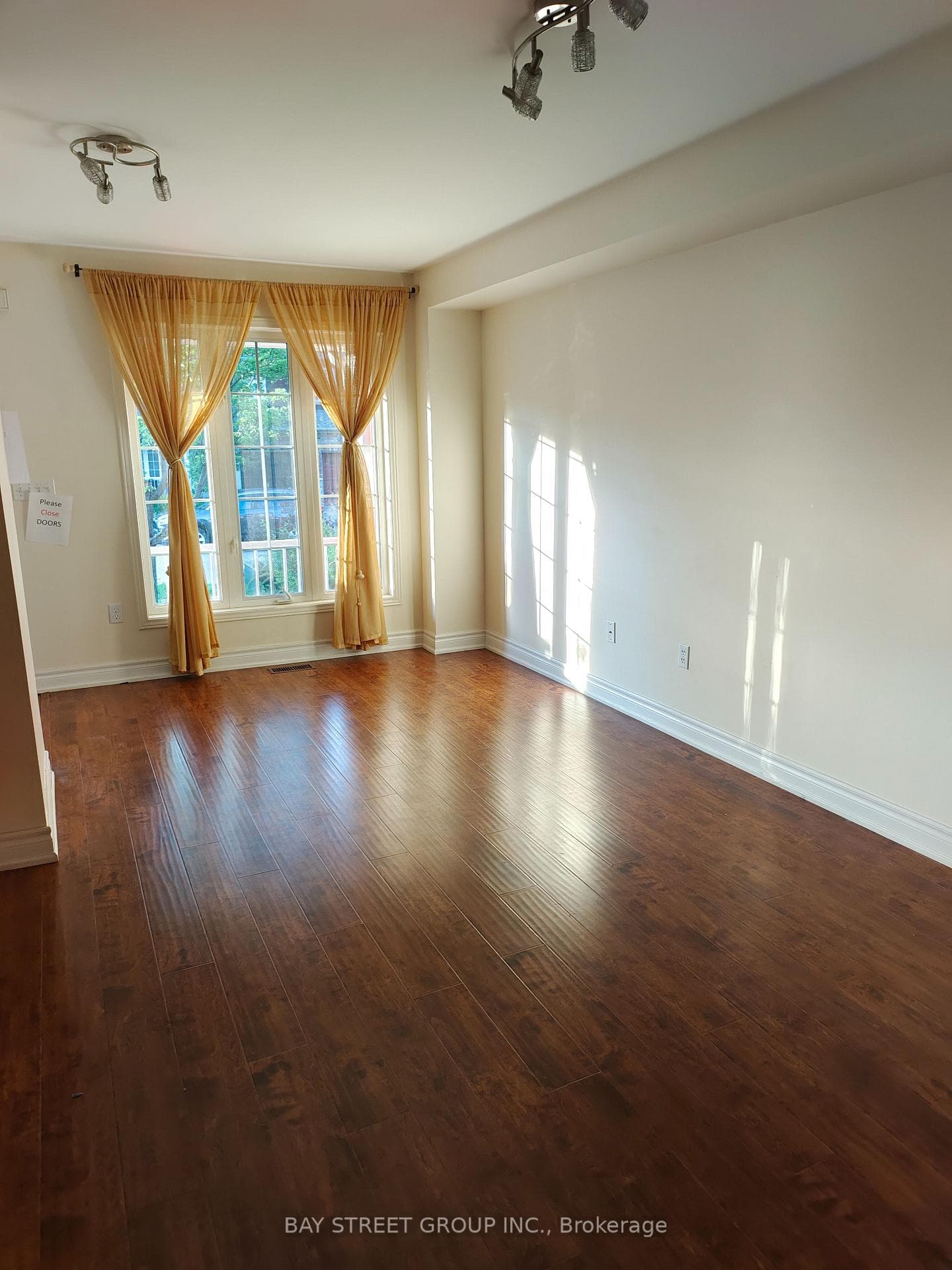 19 Macgregor Avenue photo 17