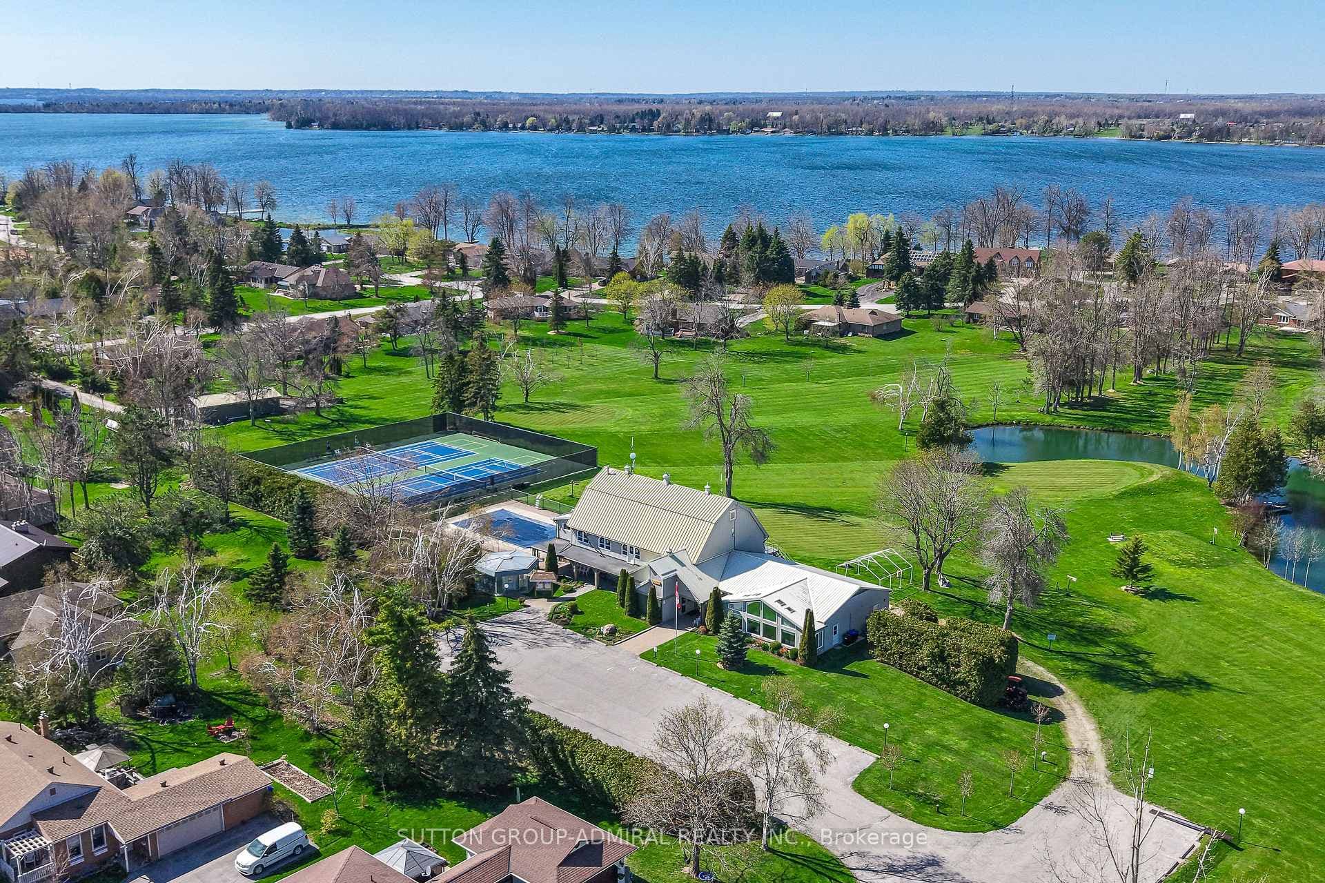114 Bayshore Drive photo 4