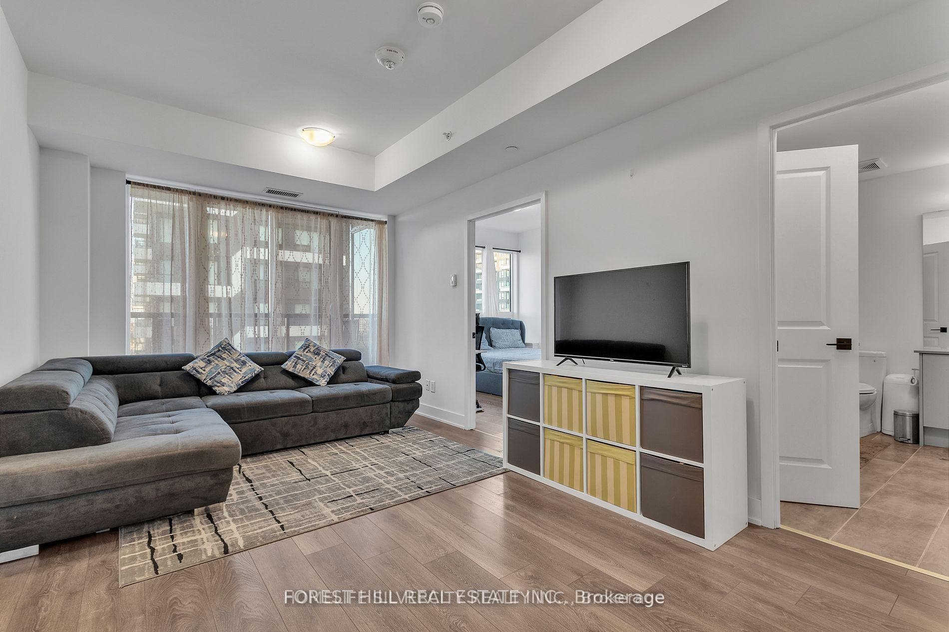 2481 Taunton Road Unit 704 photo 18