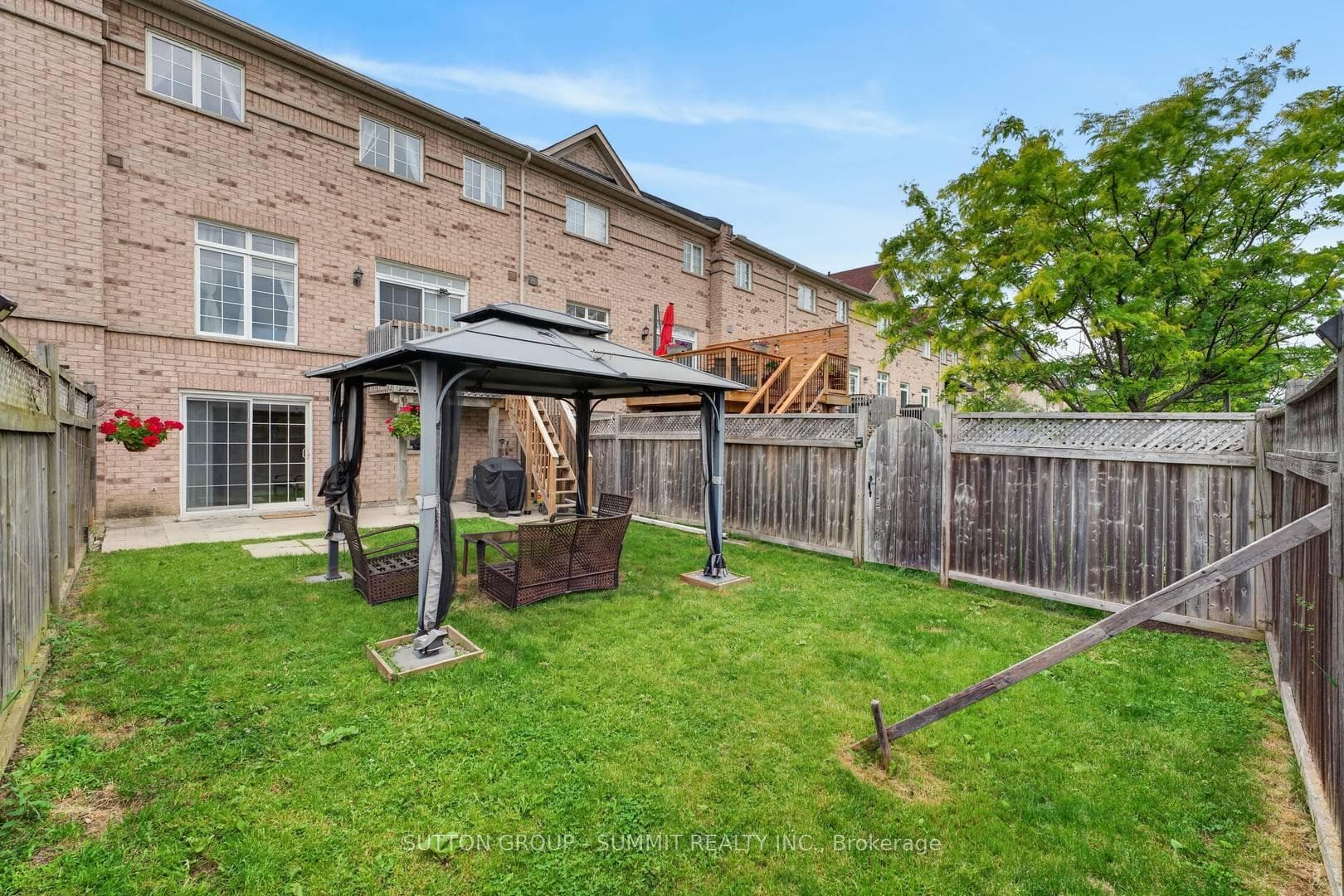 187 Kirkvalley Crescent photo 41
