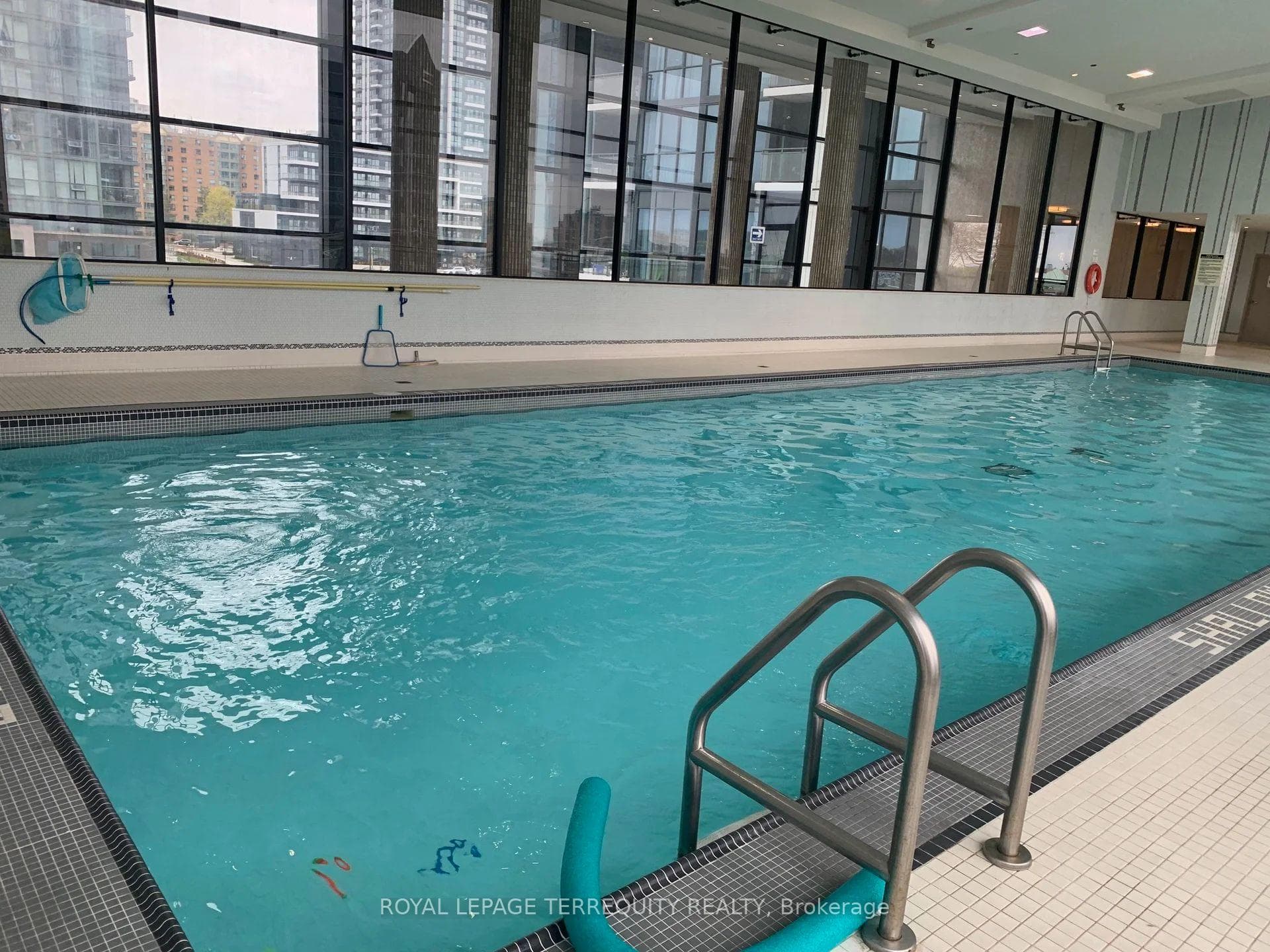 75 Eglinton Avenue Unit 703 photo 43
