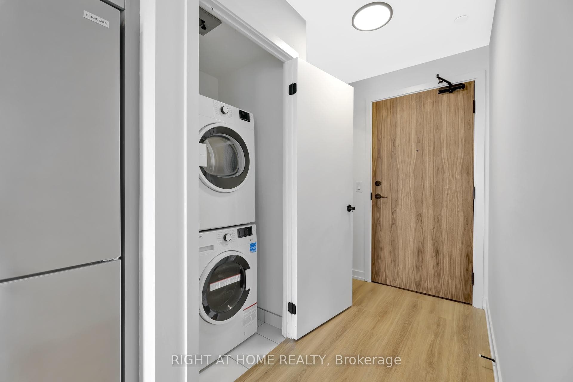10 LAGERFELD Drive Unit 401 photo 12