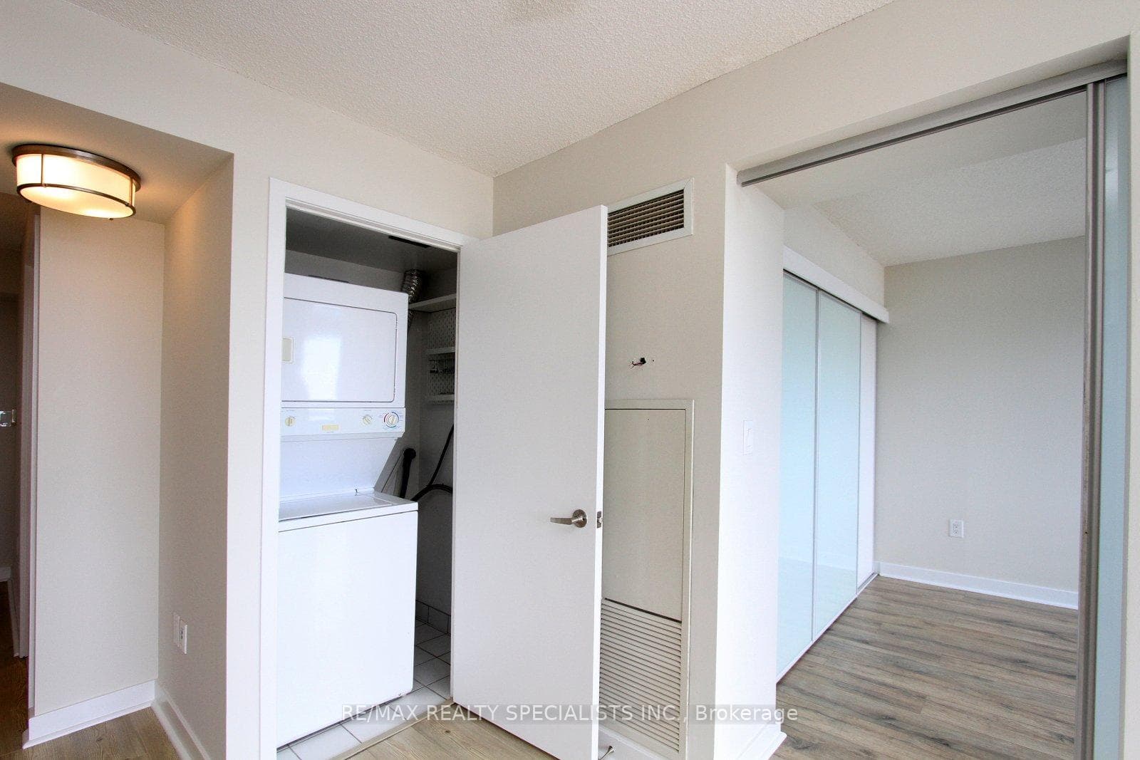 25 Telegram Mews Unit 3801 photo 21