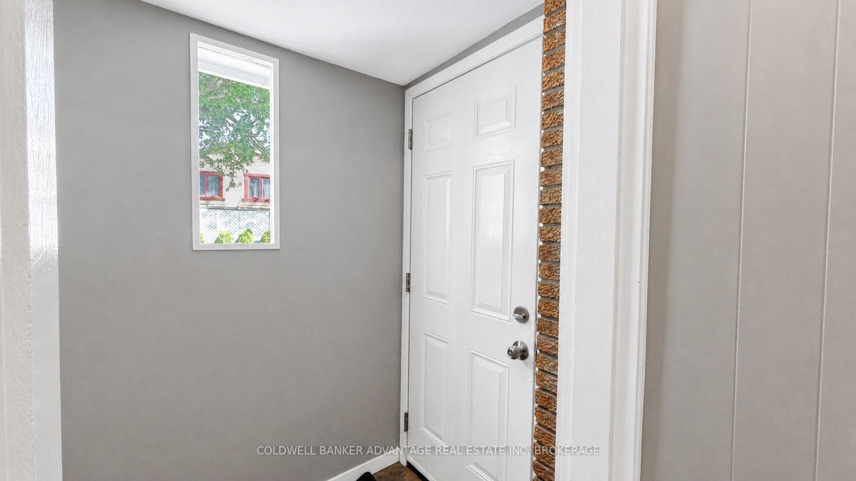 33 Raymond Street photo 19