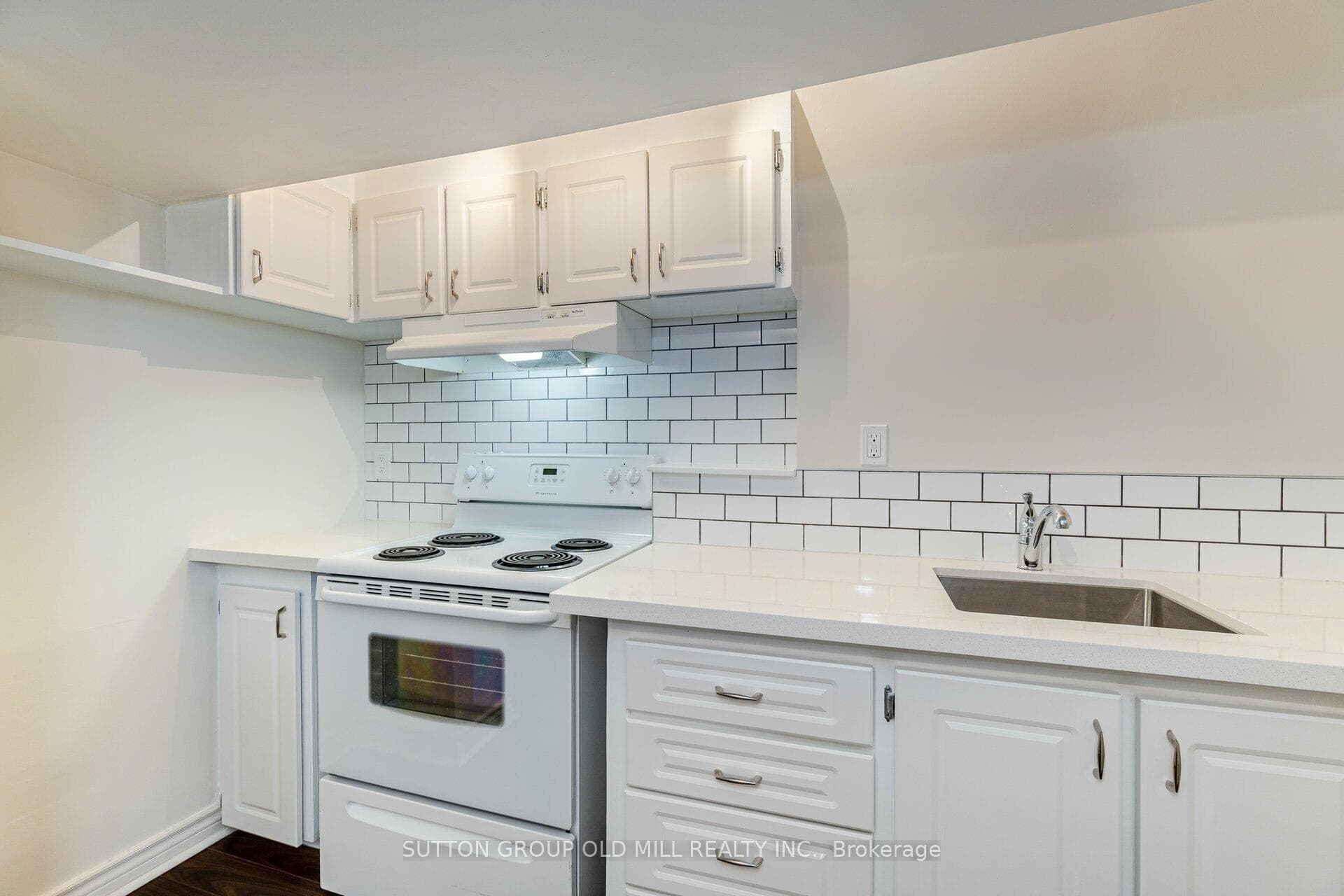 5 Applefield Drive Unit Lower photo 16