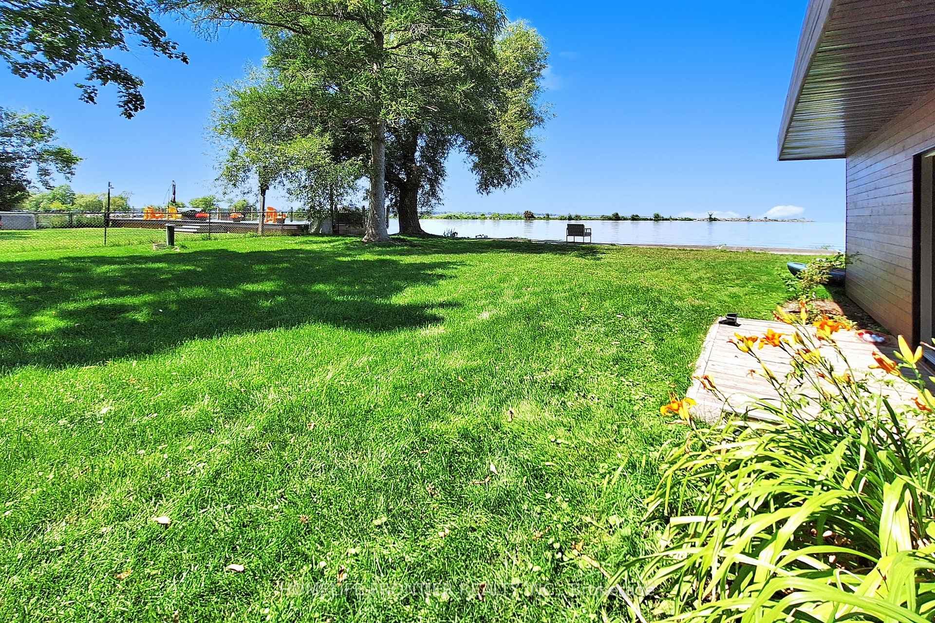 44 Irving Drive photo 32