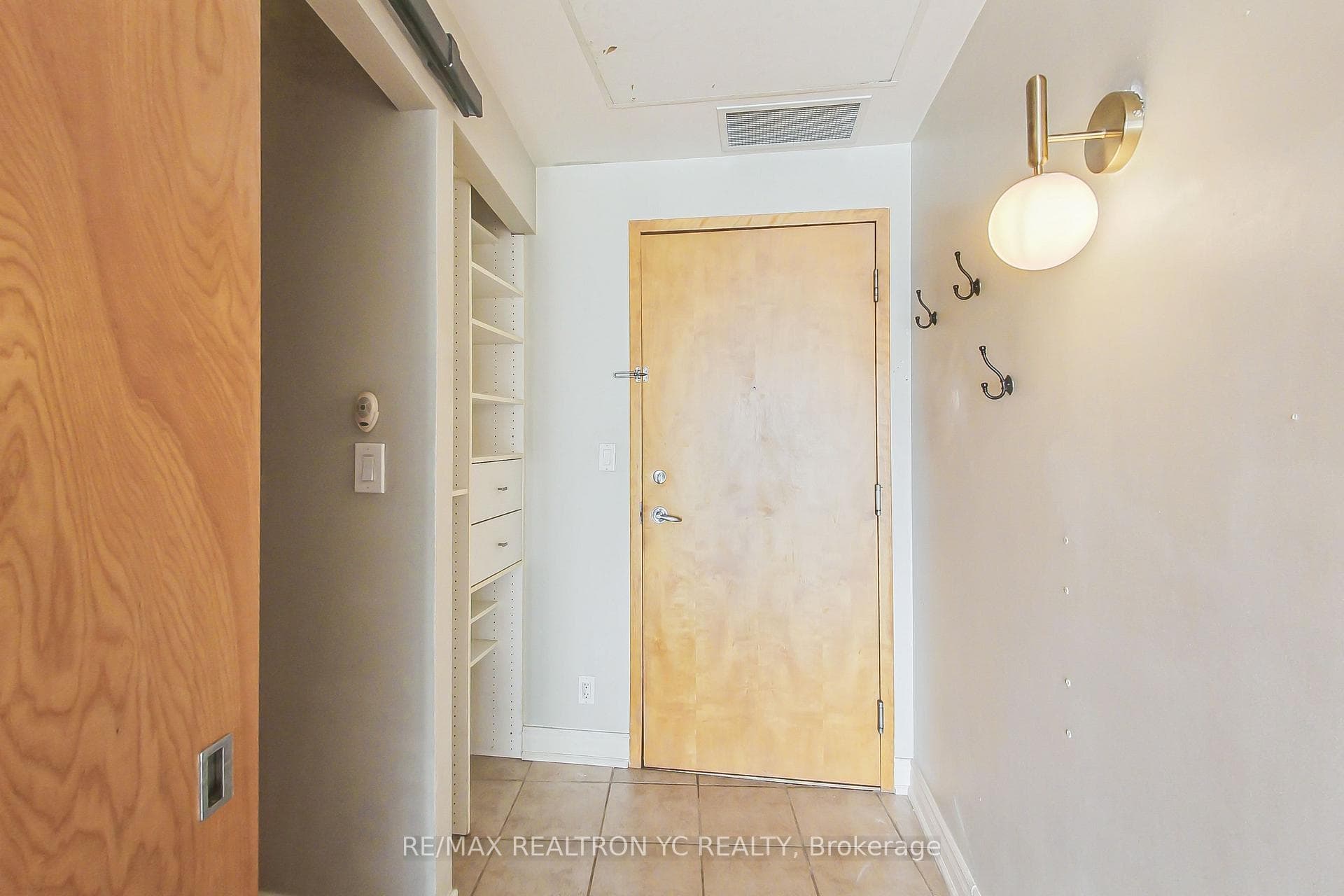 700 King Street Unit 719 photo 16
