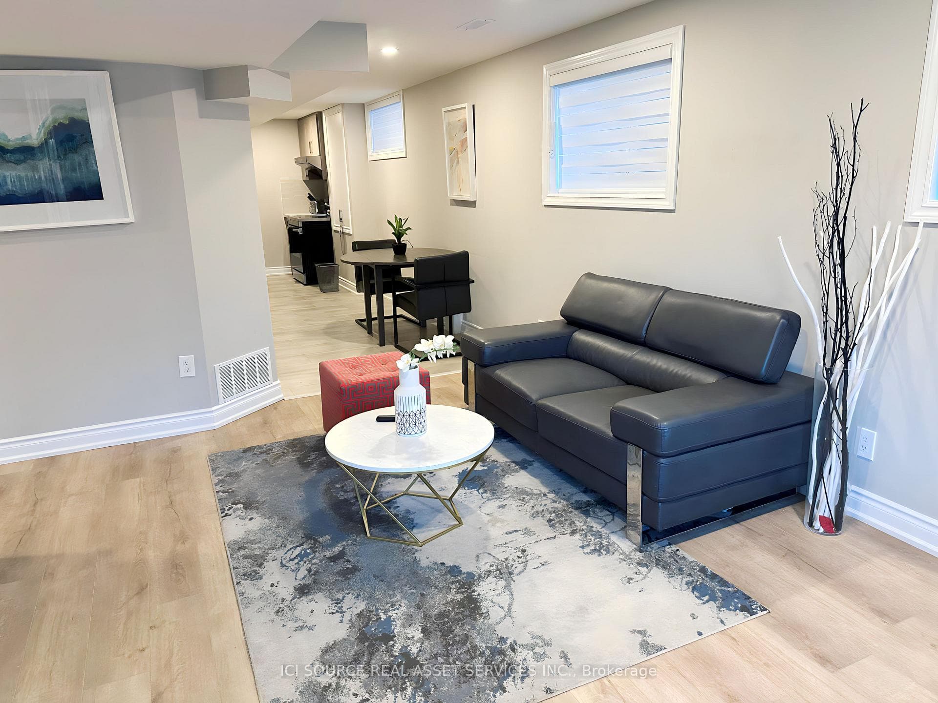 30 York Drive Unit B photo 23