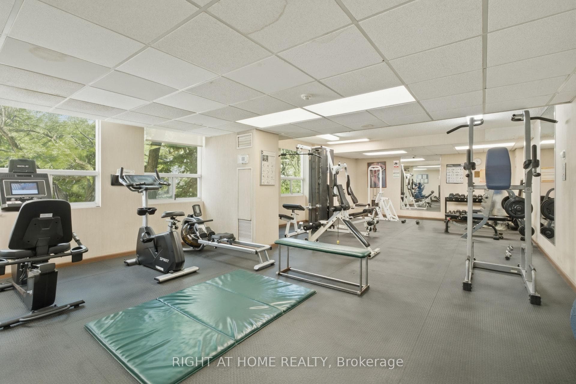 3650 Kaneff Crescent Unit 2507 photo 33