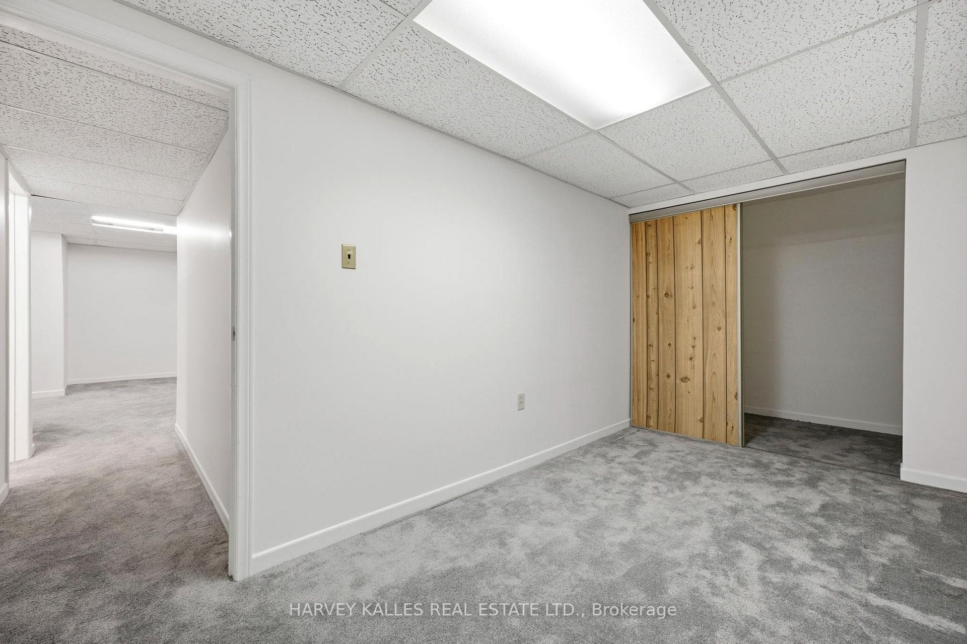 39 Newington Crescent photo 36