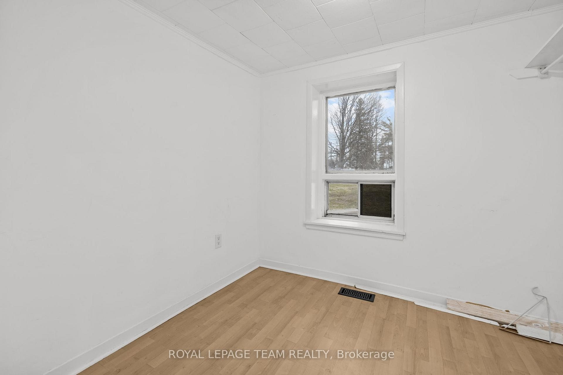 6264 Perth Street photo 11