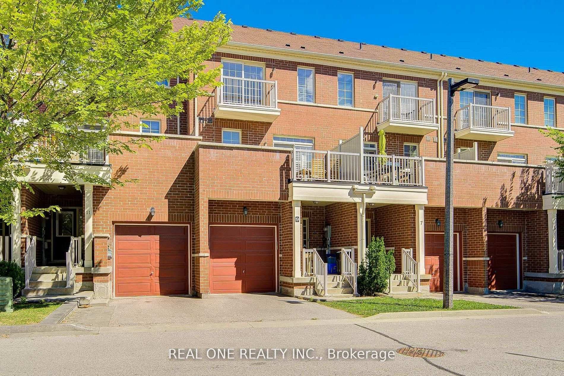 9 Ruskov Lane Unit Upper photo 31